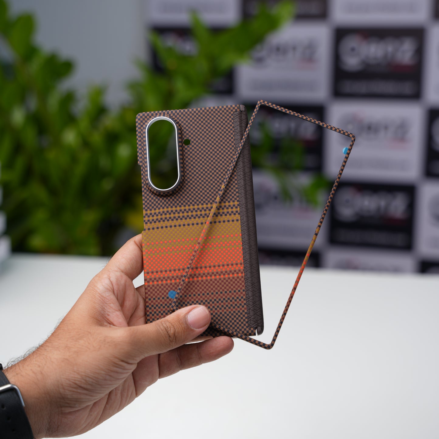 Moloch Design Sunrise Carbon Fiber MagSafe Case with Hinge Protection for Samsung Galaxy Z Fold7