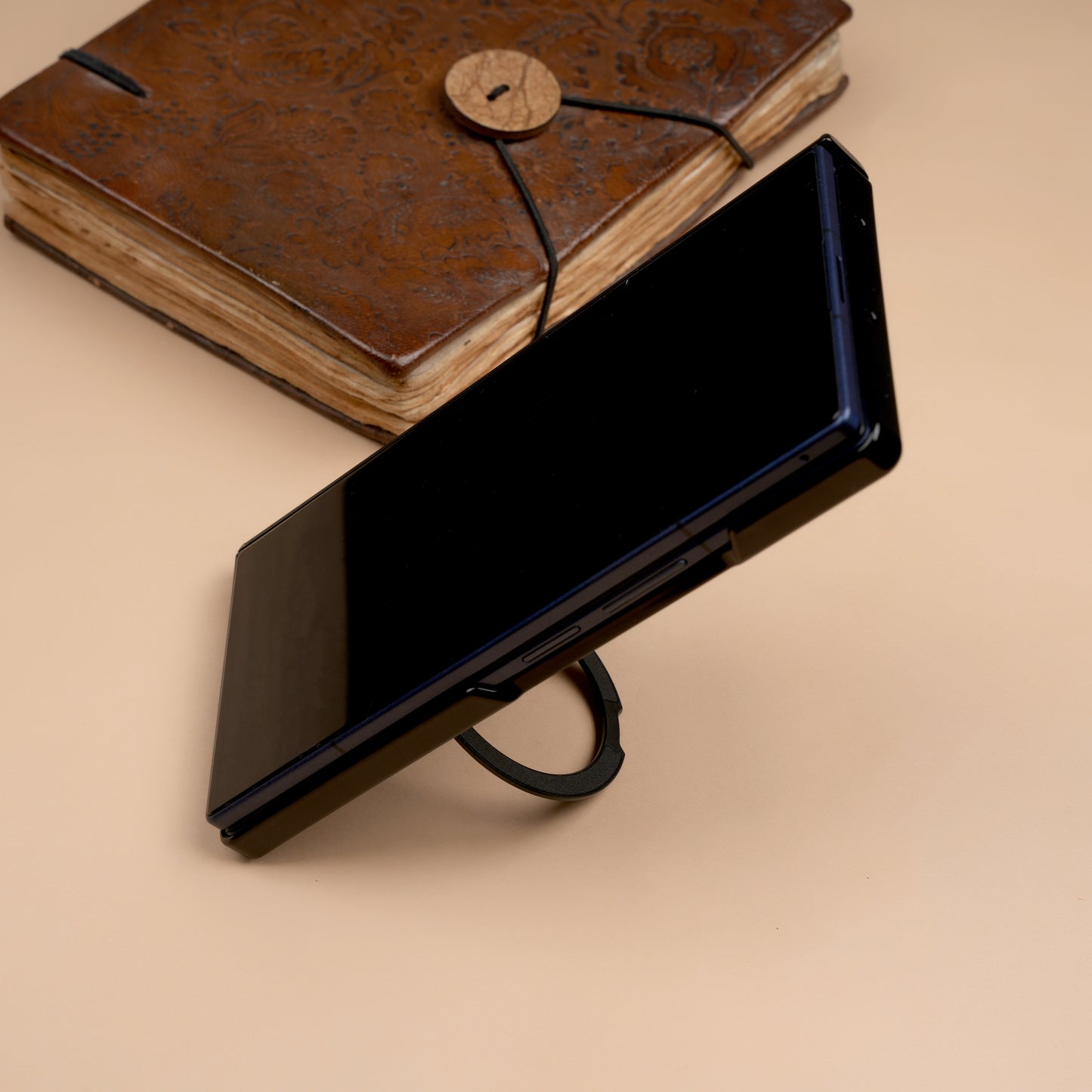 Wlons Black Leather MagSafe Case for Samsung Galaxy Z Fold7