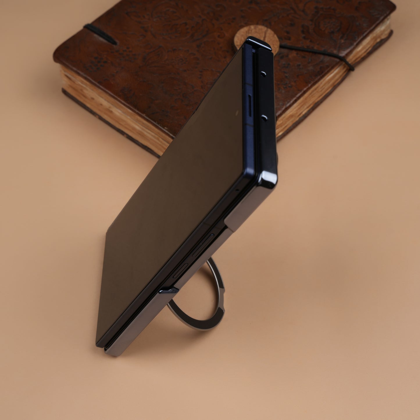 Wlons Silver Leather MagSafe Case for Samsung Galaxy Z Fold7