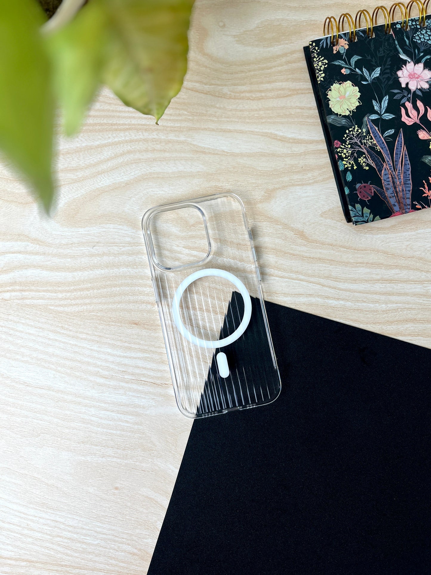 HAVOO Non-Yellow Clear Grid MagSafe Compatible Case For iPhone