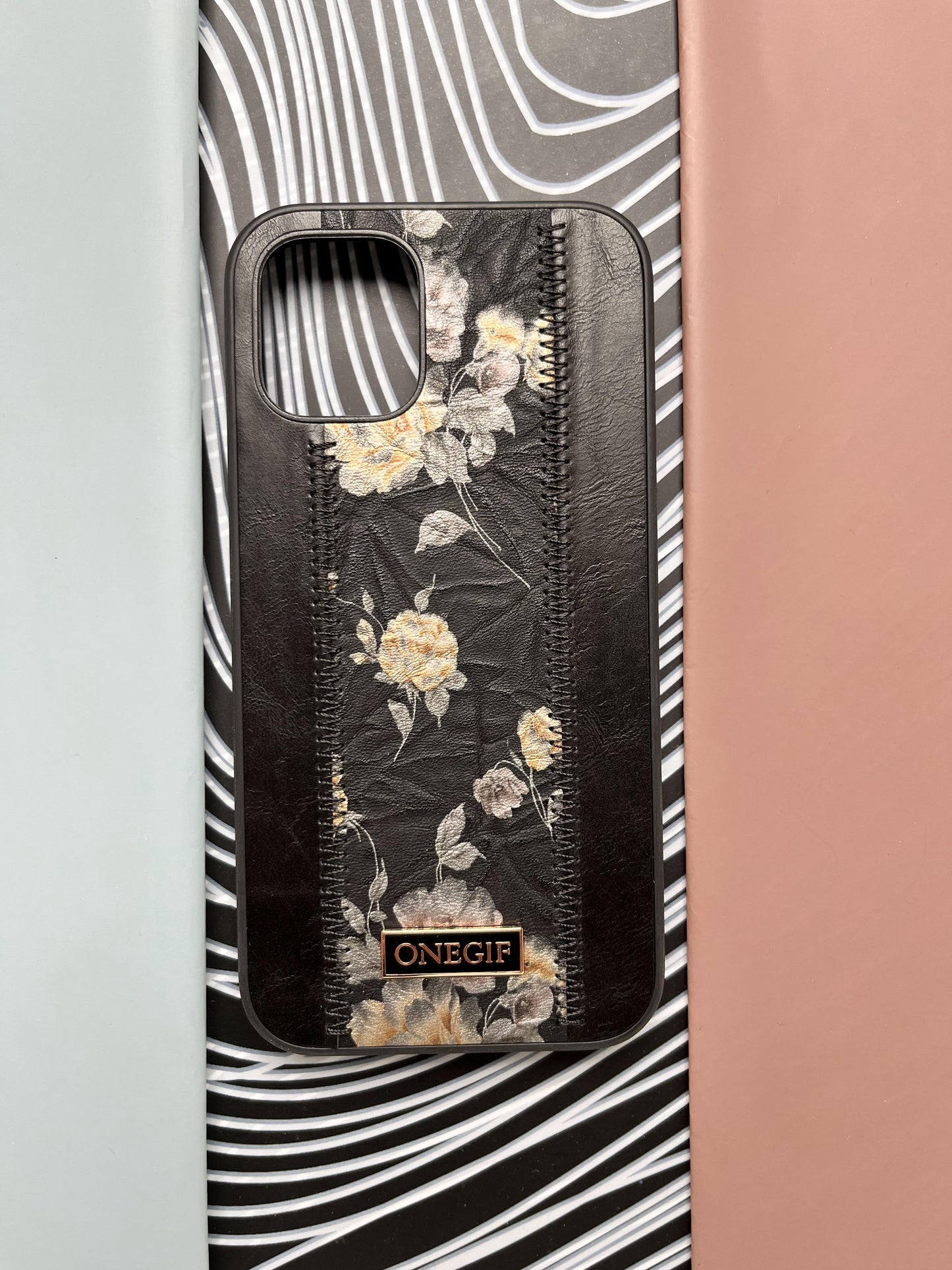 Onegif / Puloka Leather Cases