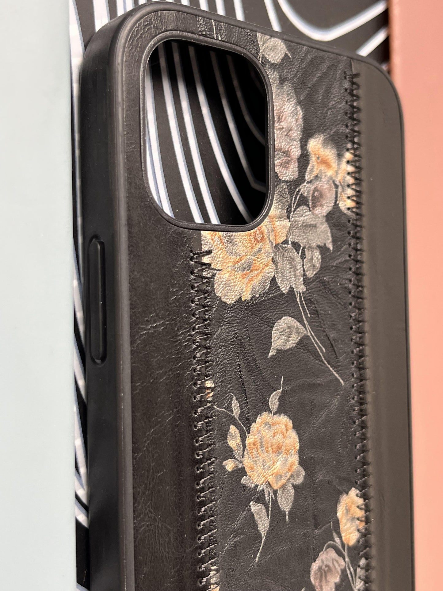 Onegif / Puloka Leather Cases