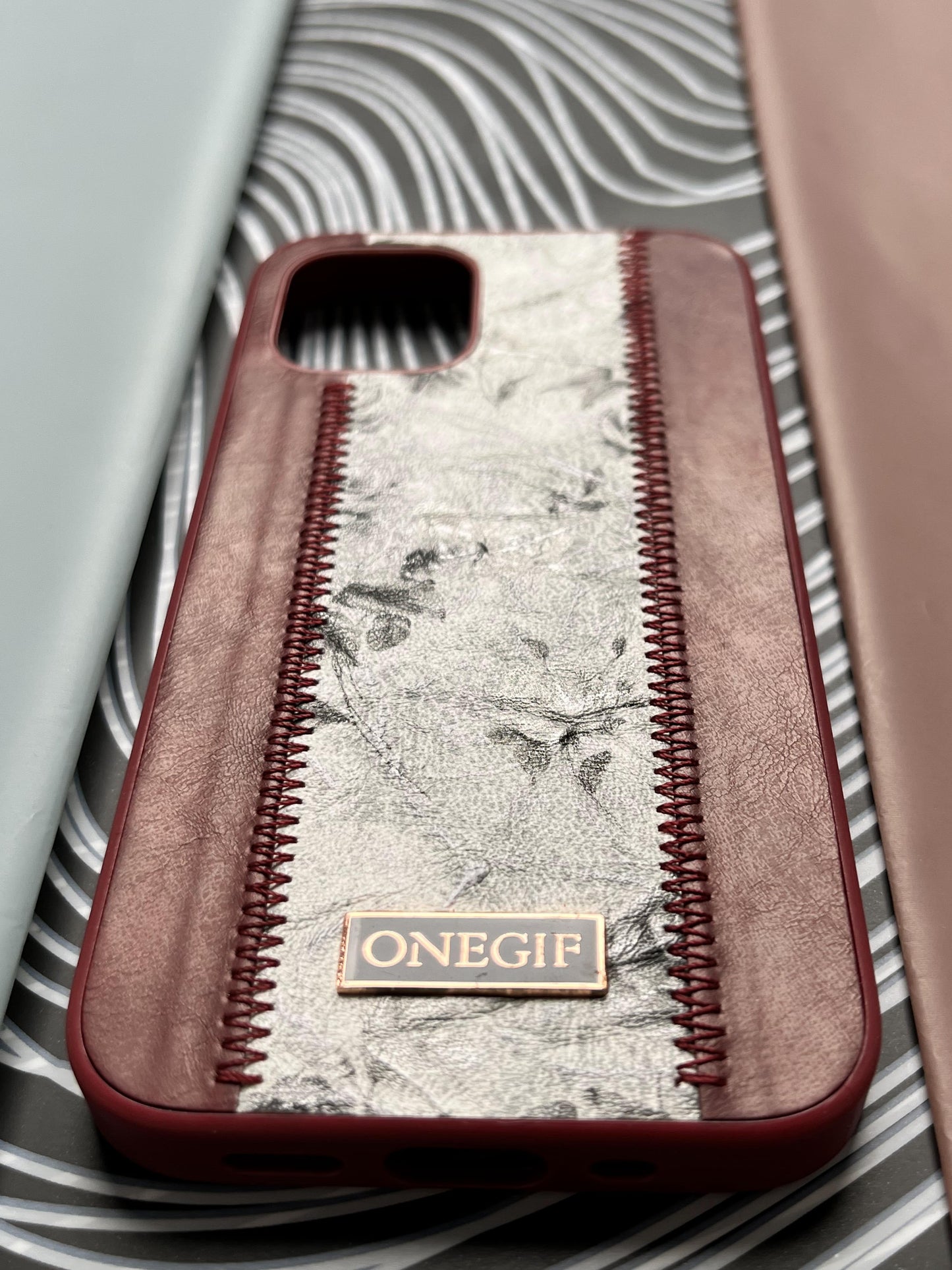 Onegif / Puloka Leather Cases