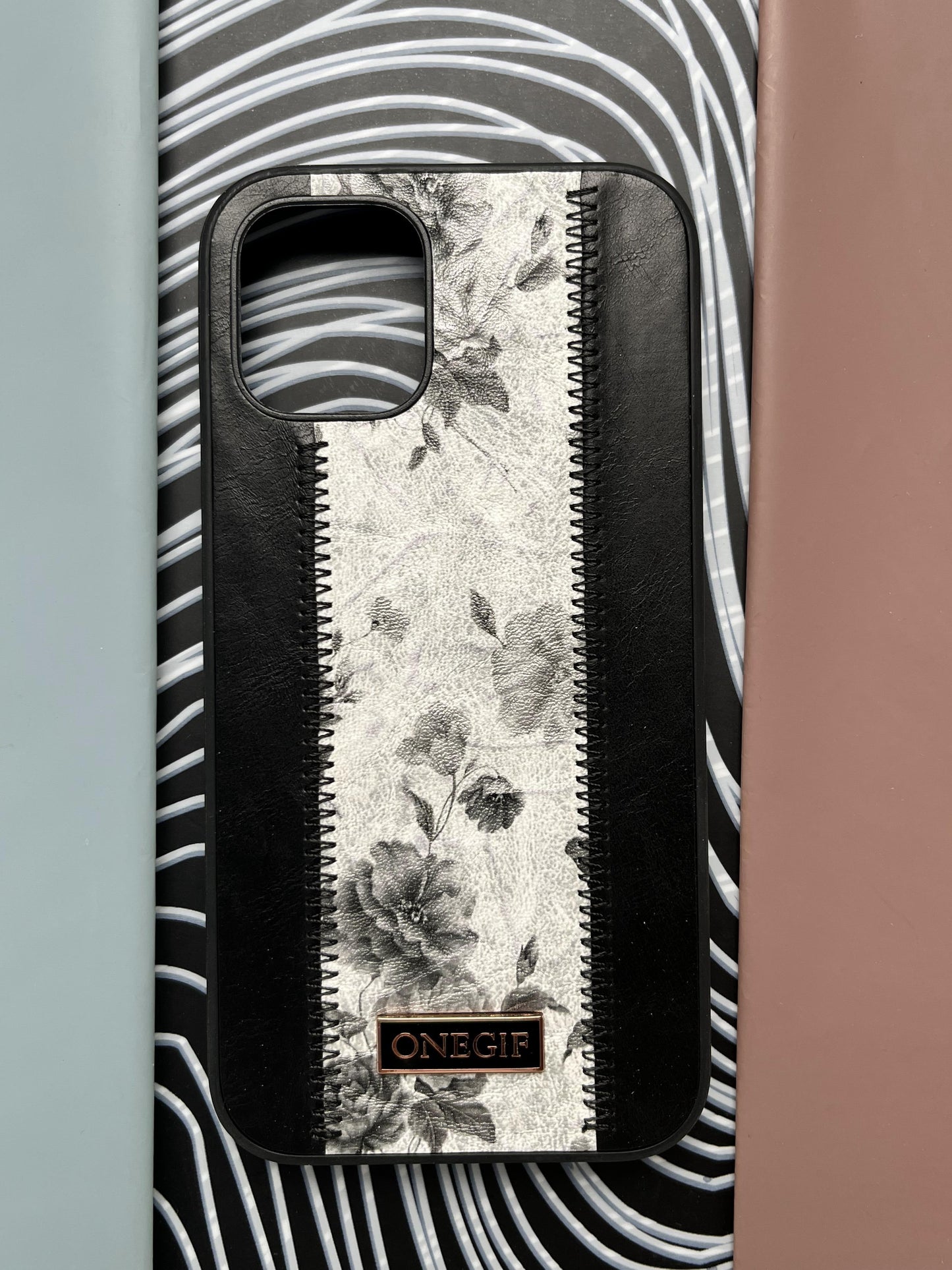 Onegif / Puloka Leather Cases