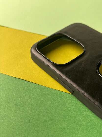 Puloka Logocut Black Leather Case for iPhones with inside Microfiber Cloth for iPhone