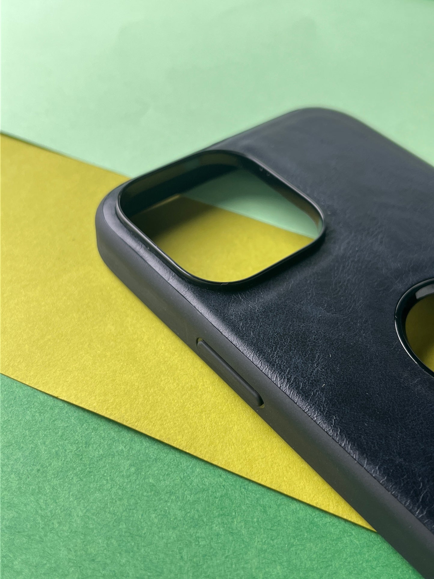 Puloka Logocut Dark Blue Leather Case for iPhones with inside Microfiber Cloth for iPhone