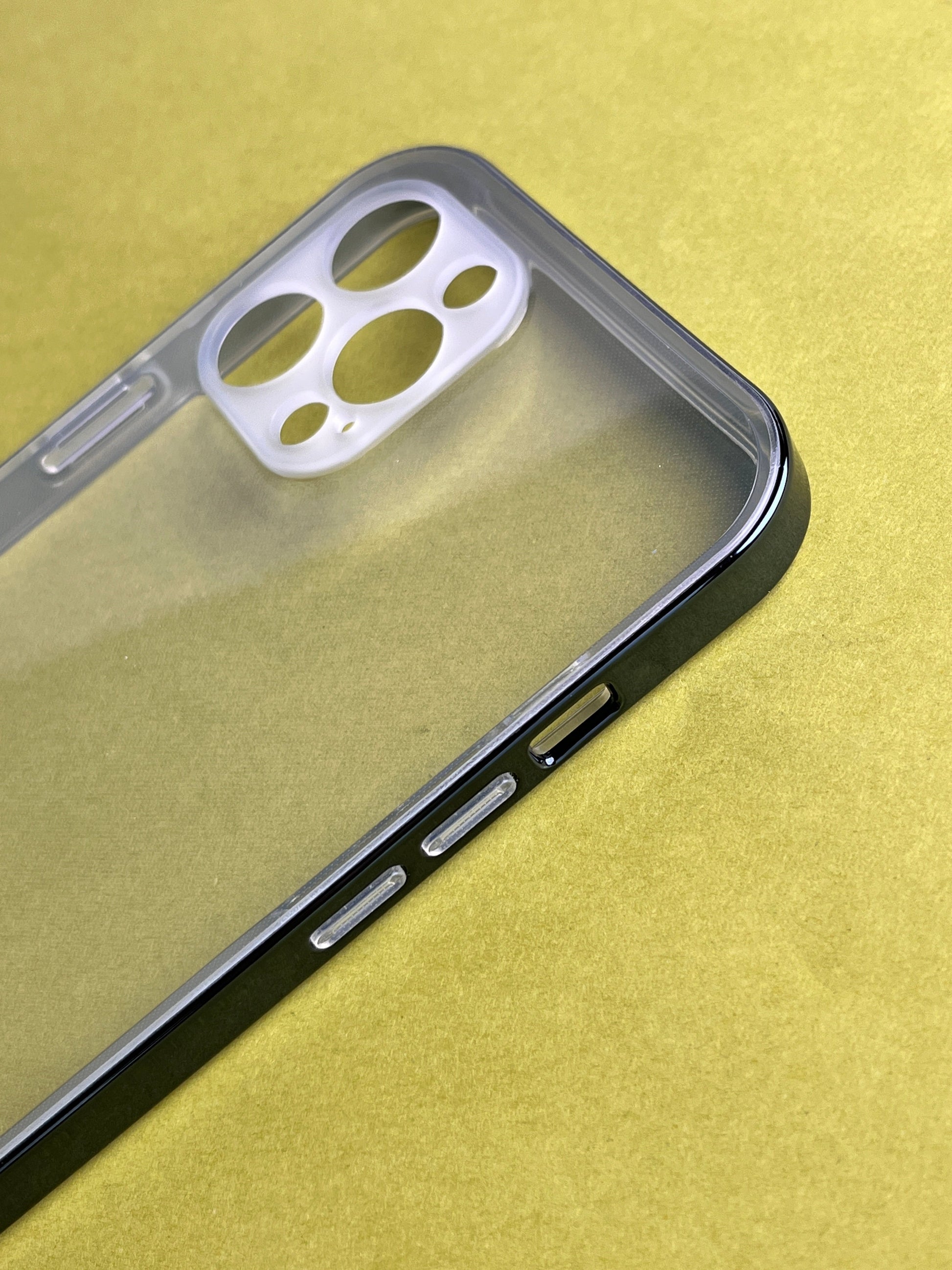 Smallcase Bodyshine Clear case