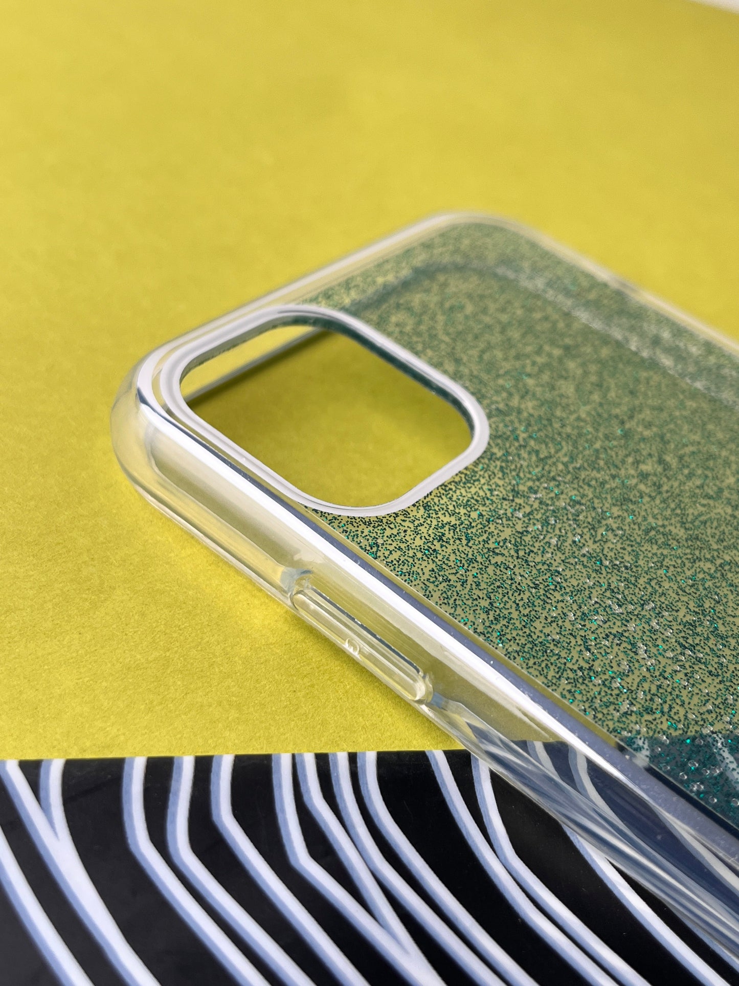 Simple Fashion Shimmer case