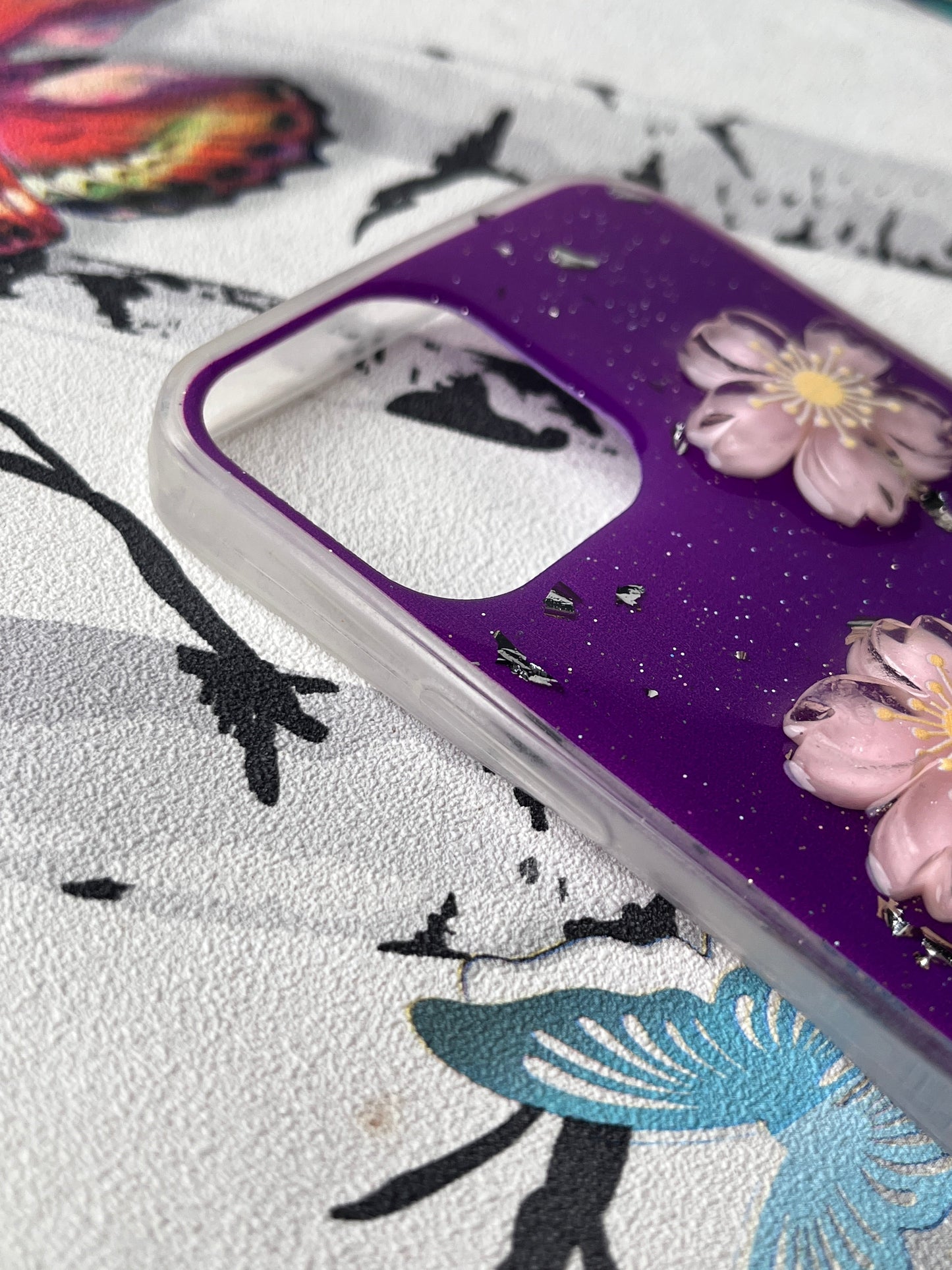Ladies Spacial Floral Stone Diamond Case
