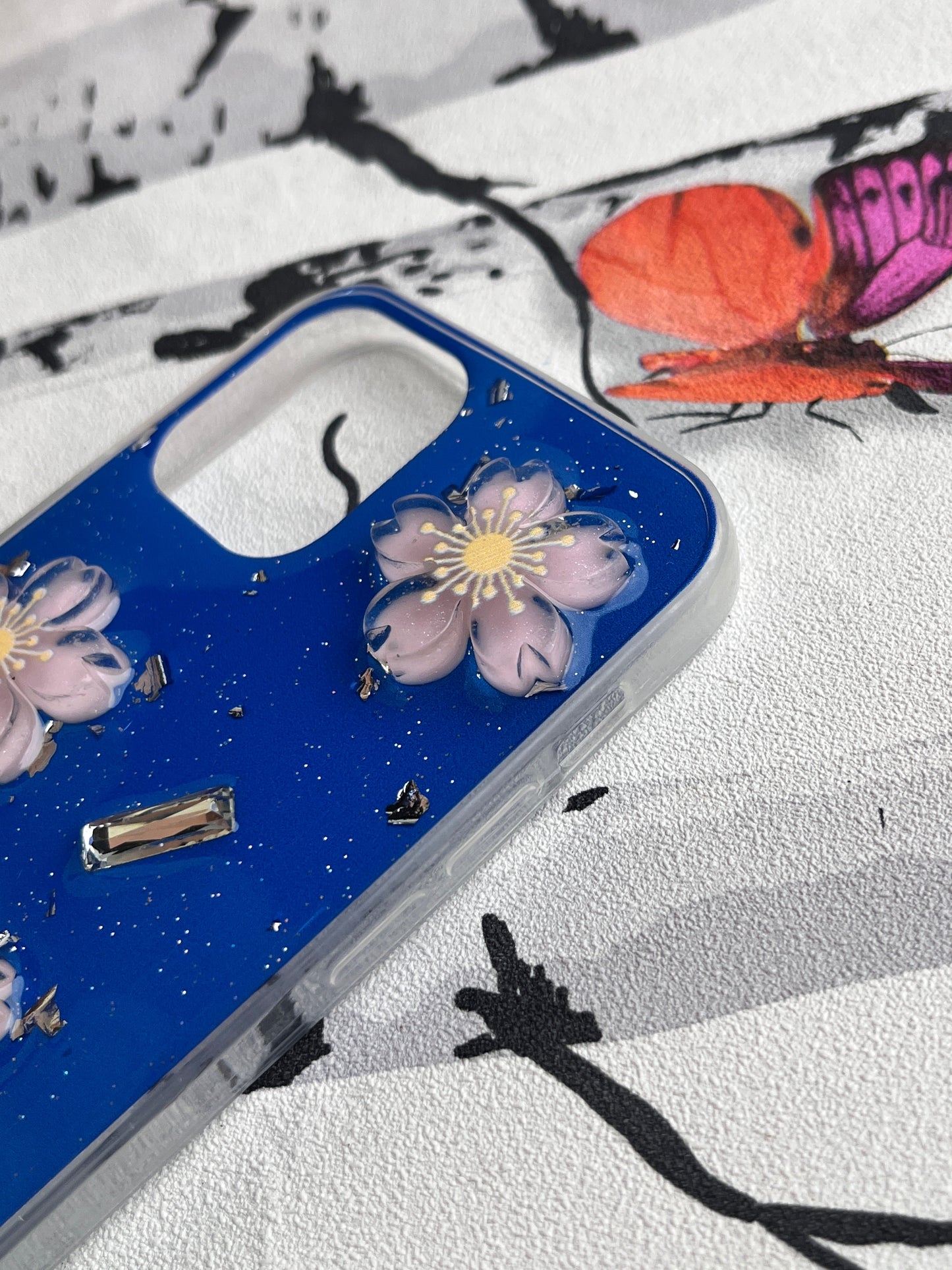 Ladies Spacial Floral Stone Diamond Case