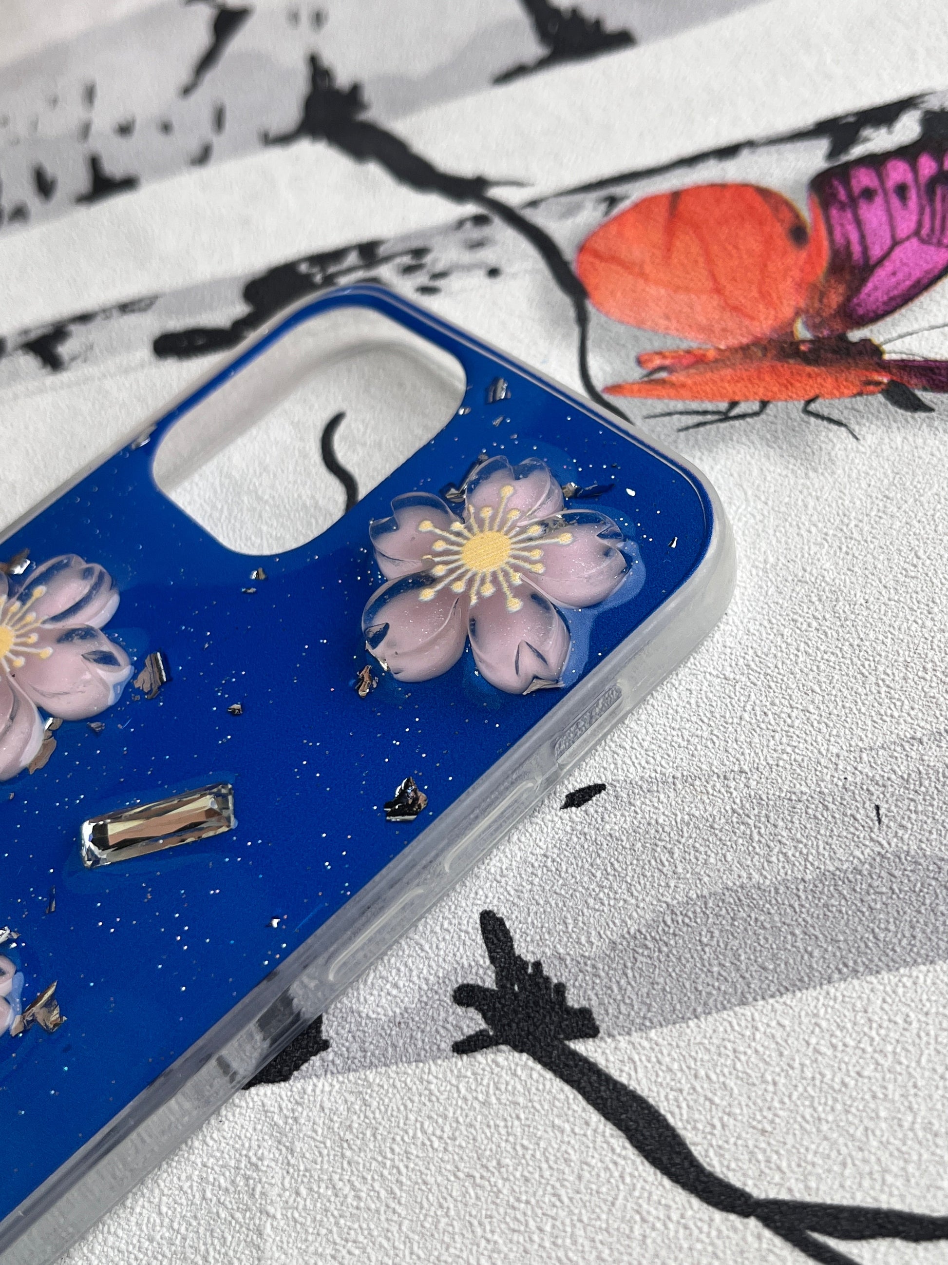 Ladies Spacial Floral Stone Diamond Case
