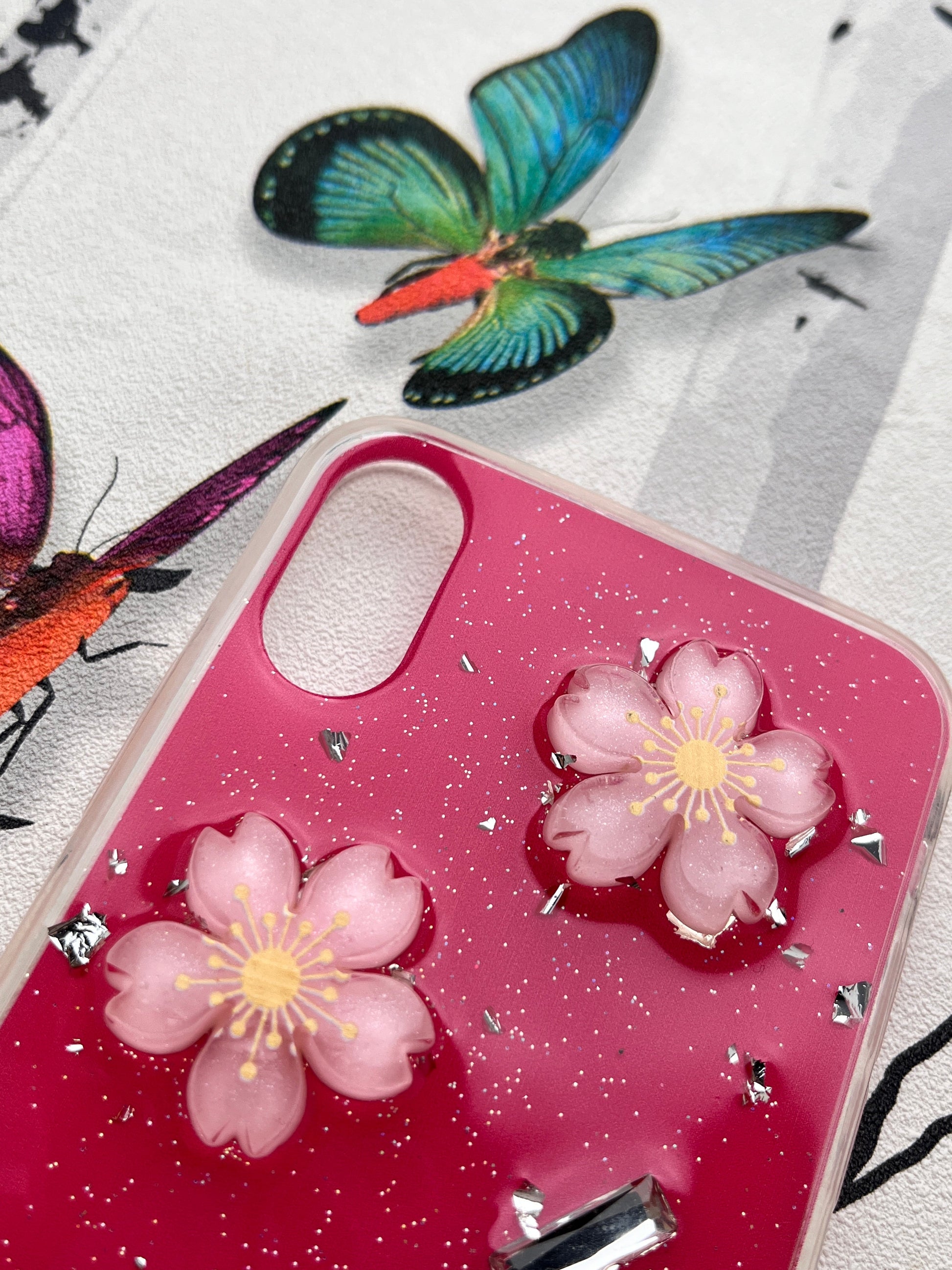 Ladies Spacial Floral Stone Diamond Case