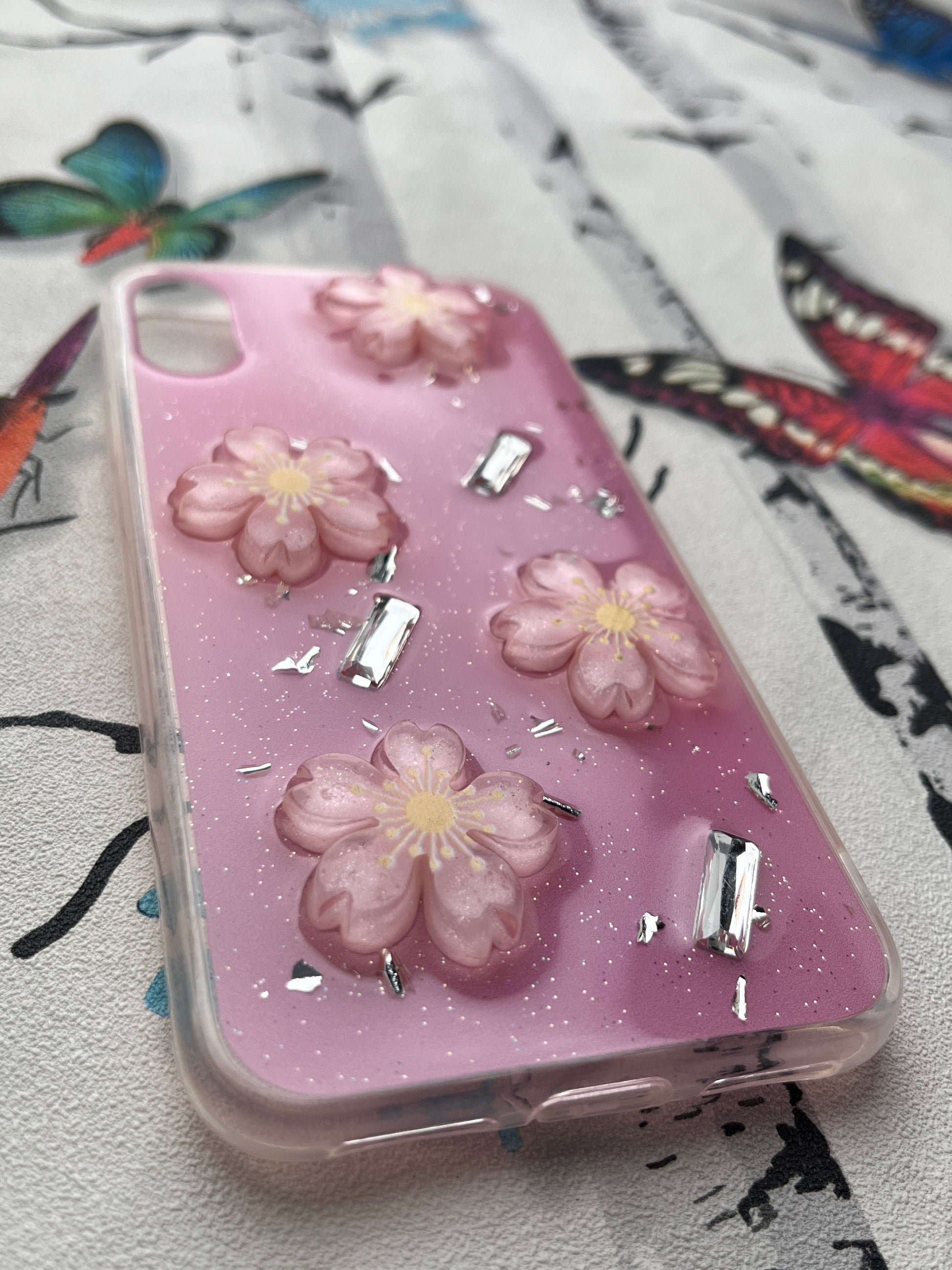 Ladies Spacial Floral Stone Diamond Case