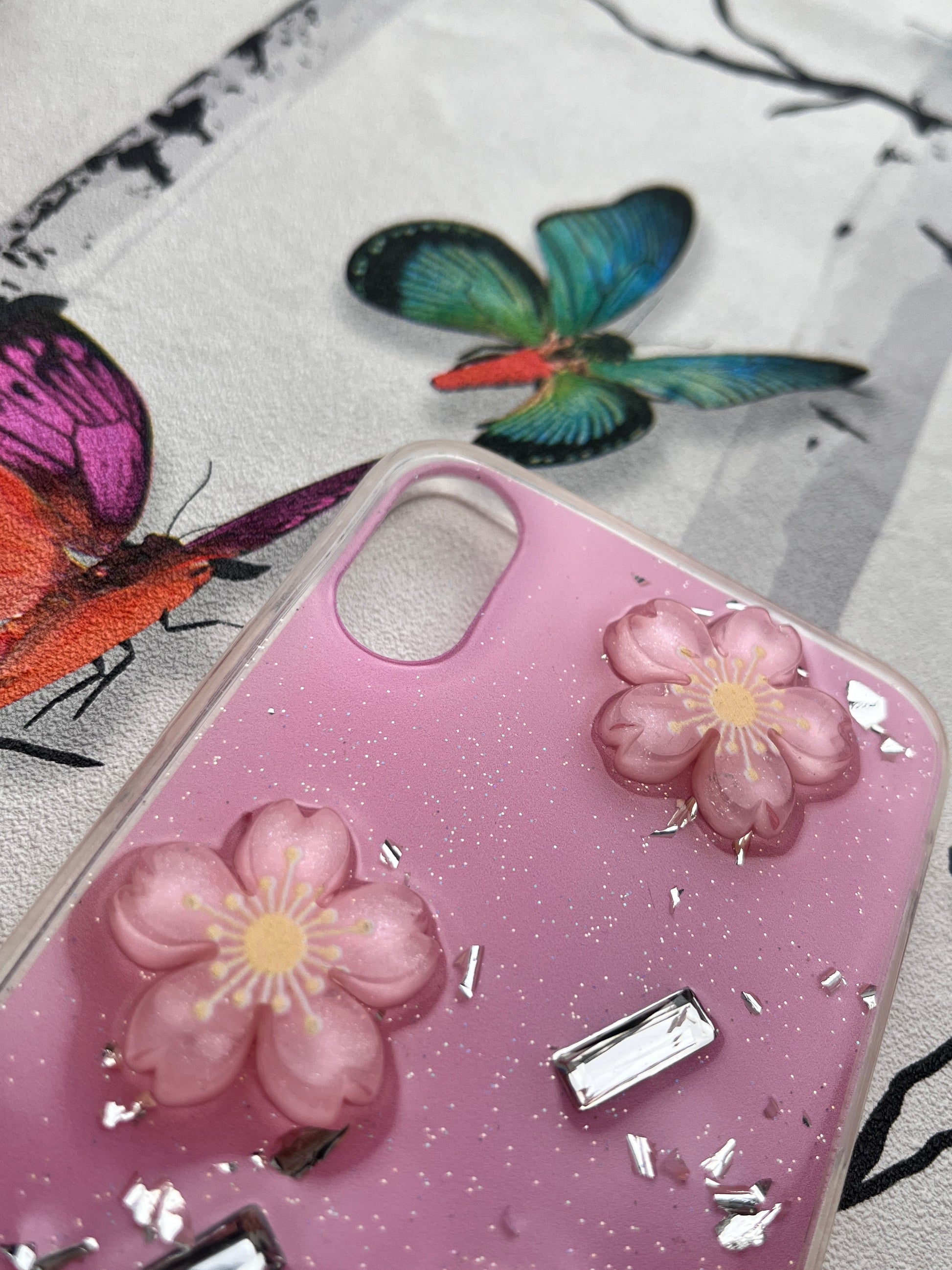 Ladies Spacial Floral Stone Diamond Case