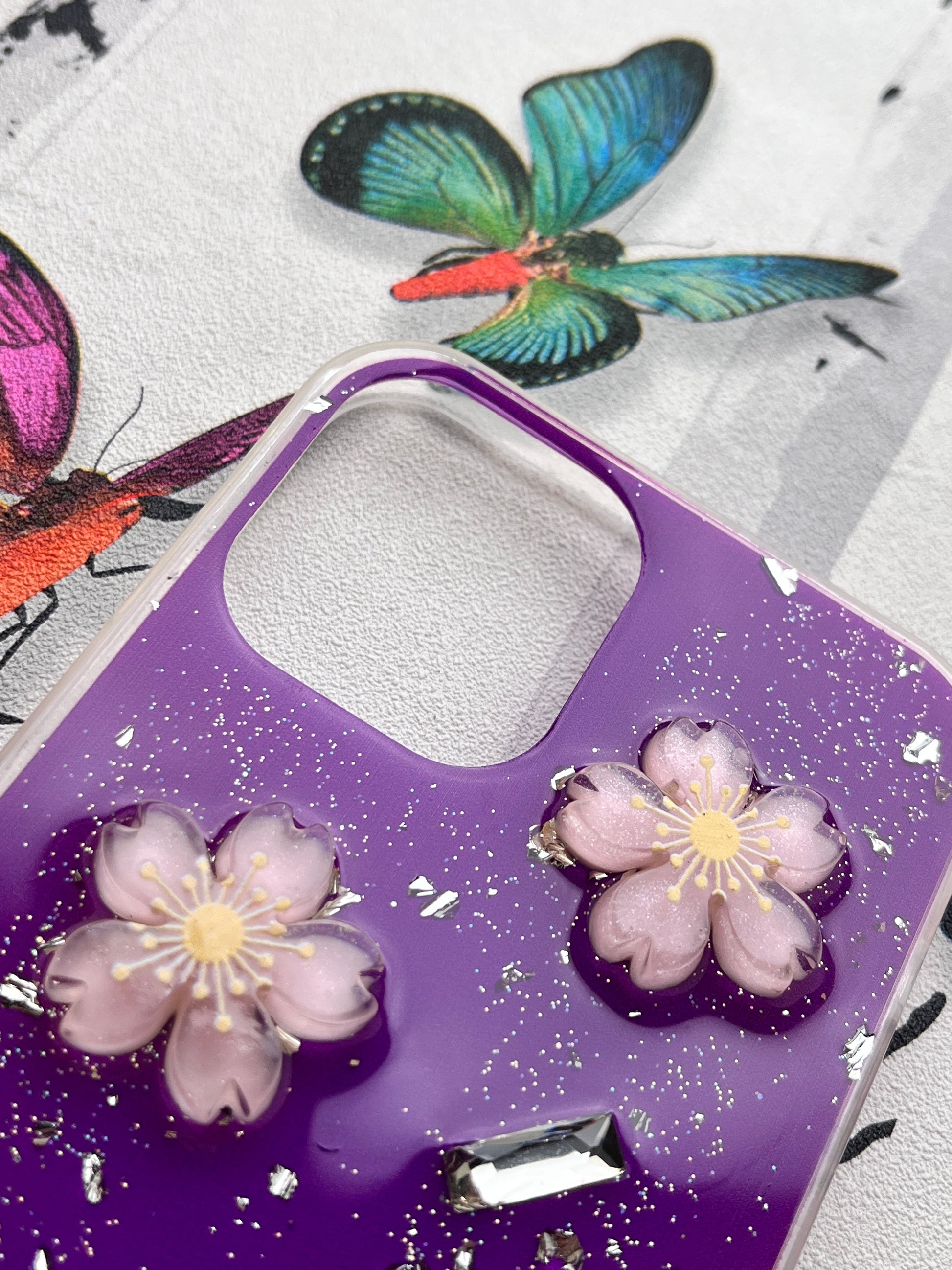 Ladies Spacial Floral Stone Diamond Case