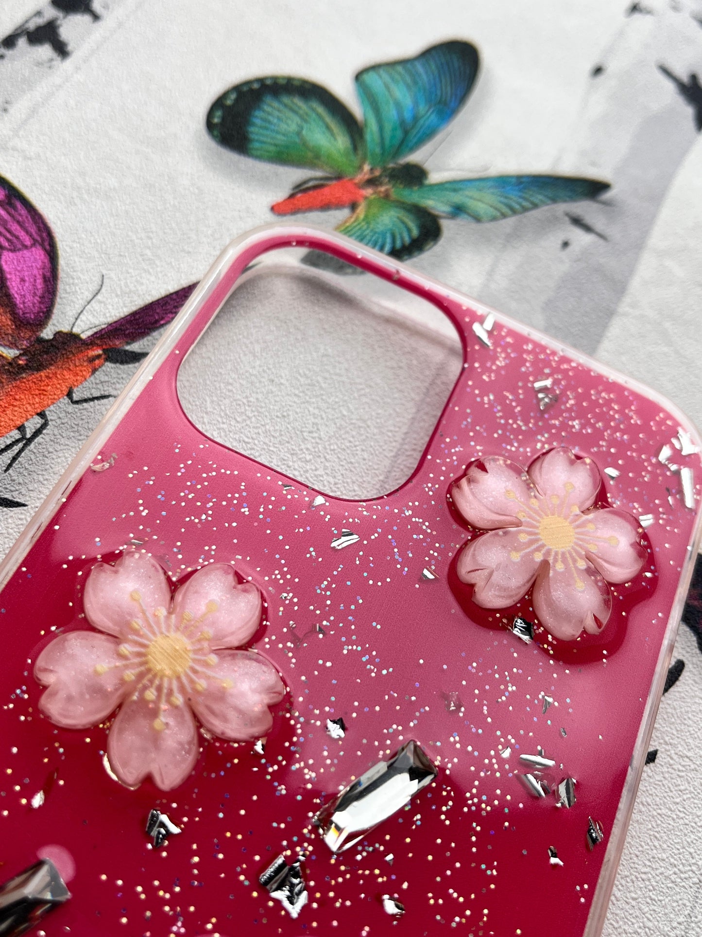 Ladies Spacial Floral Stone Diamond Case