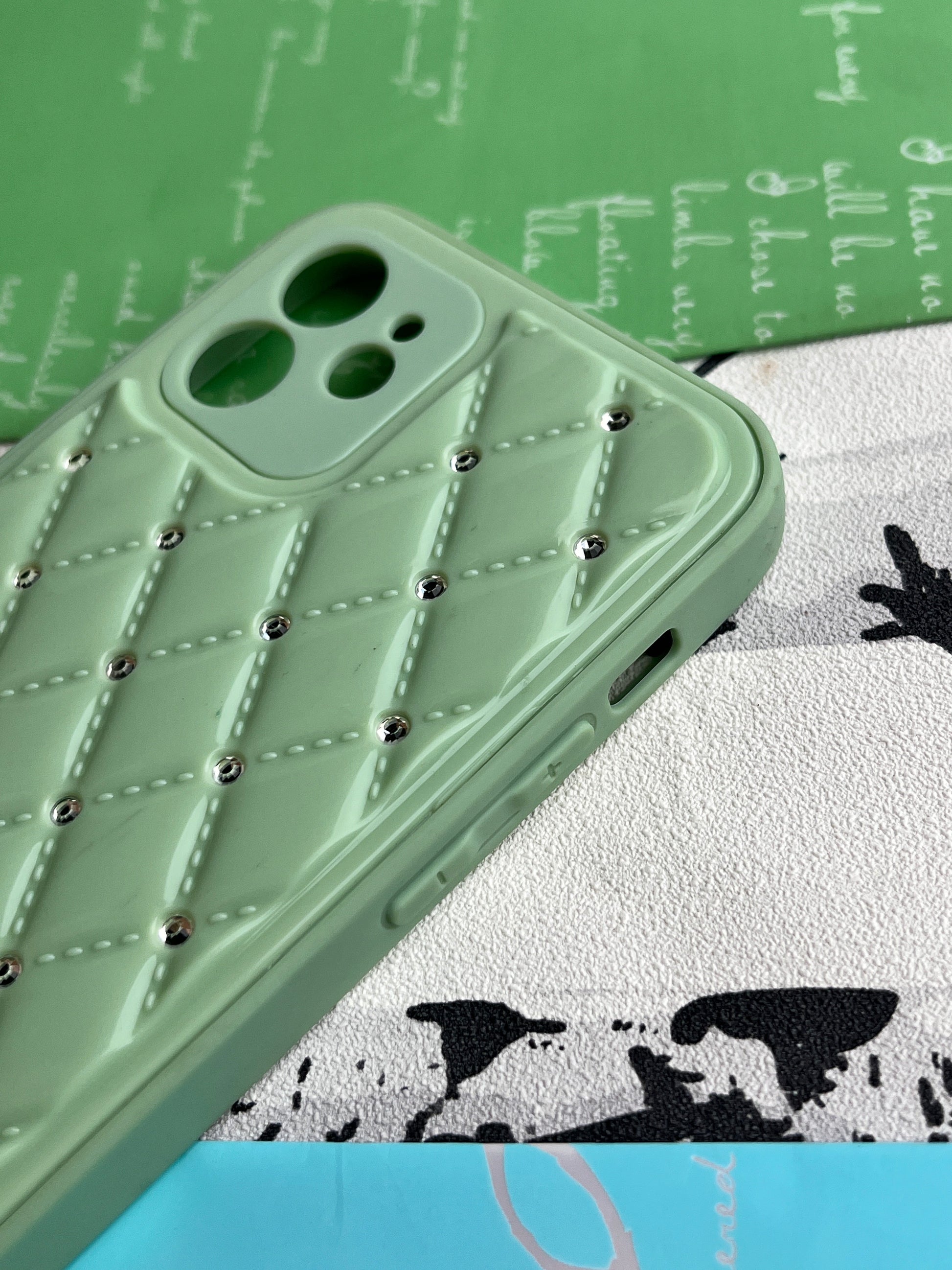 Shiny Square Dotted Dimond Designer Case