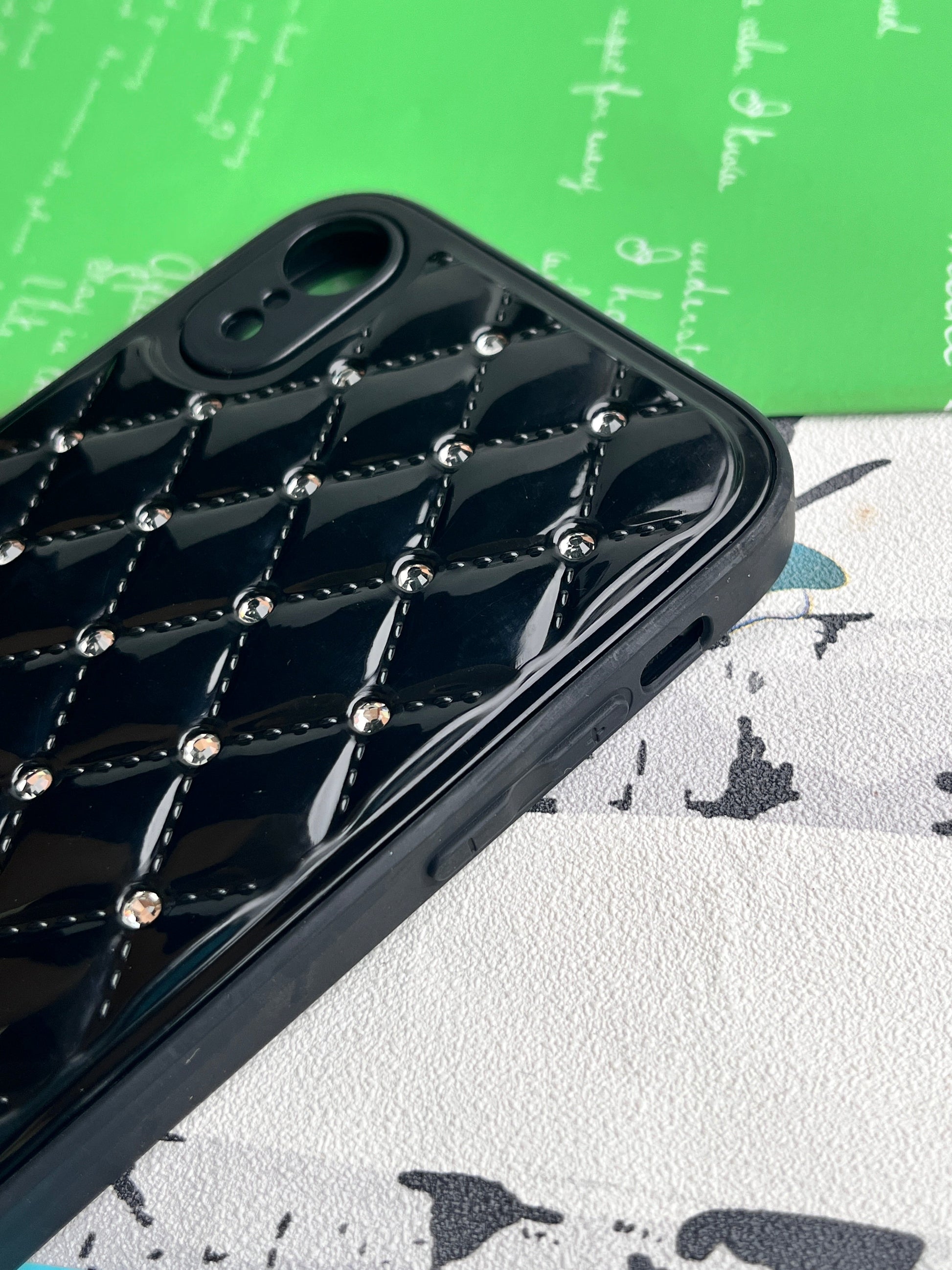 Shiny Square Dotted Dimond Designer Case