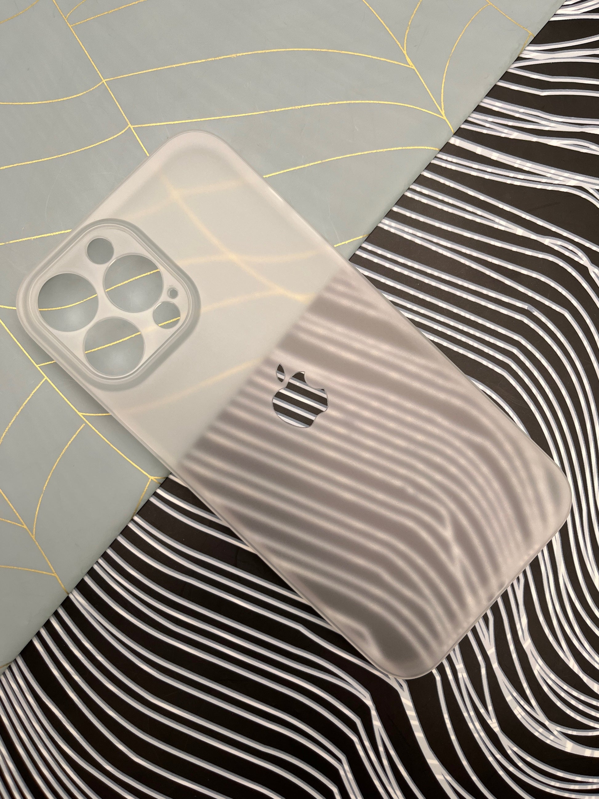 K-Doo White Ultra Slim Logo Cut Paper Case For iPhone