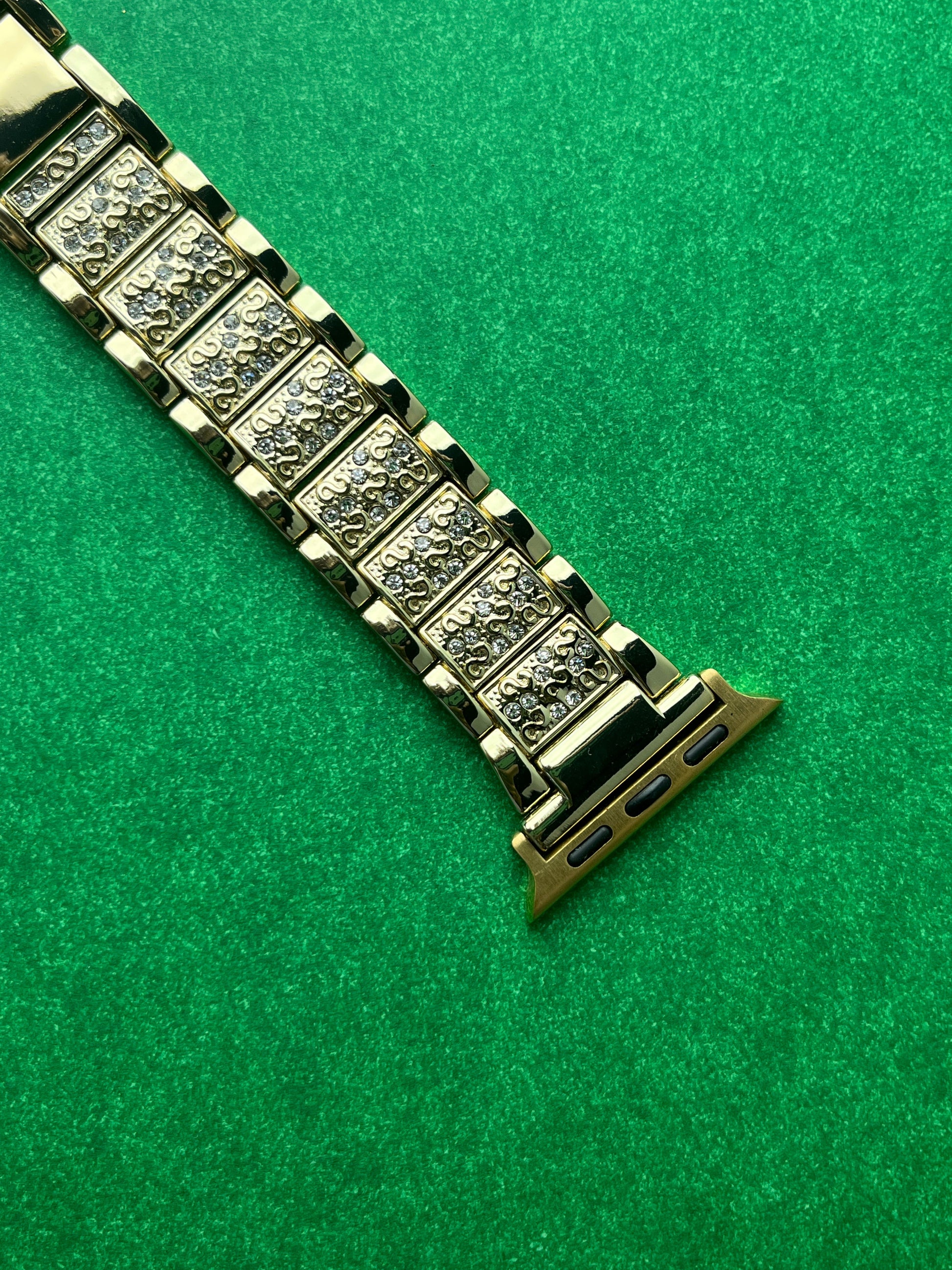 Diamond Rouge Glossy Steel Strap 