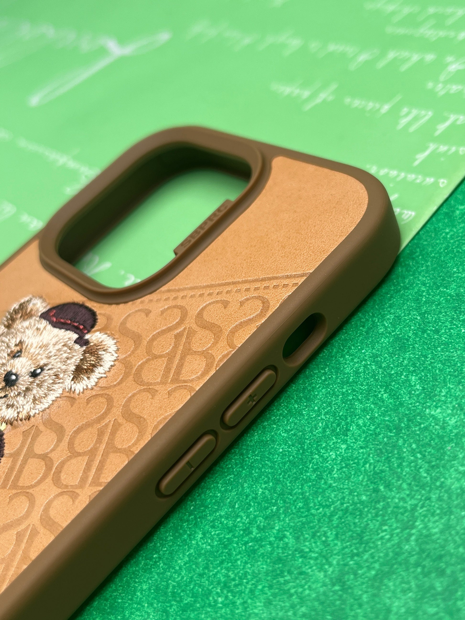 Santa Barbara Brown Teddy Back Cover for iPhone