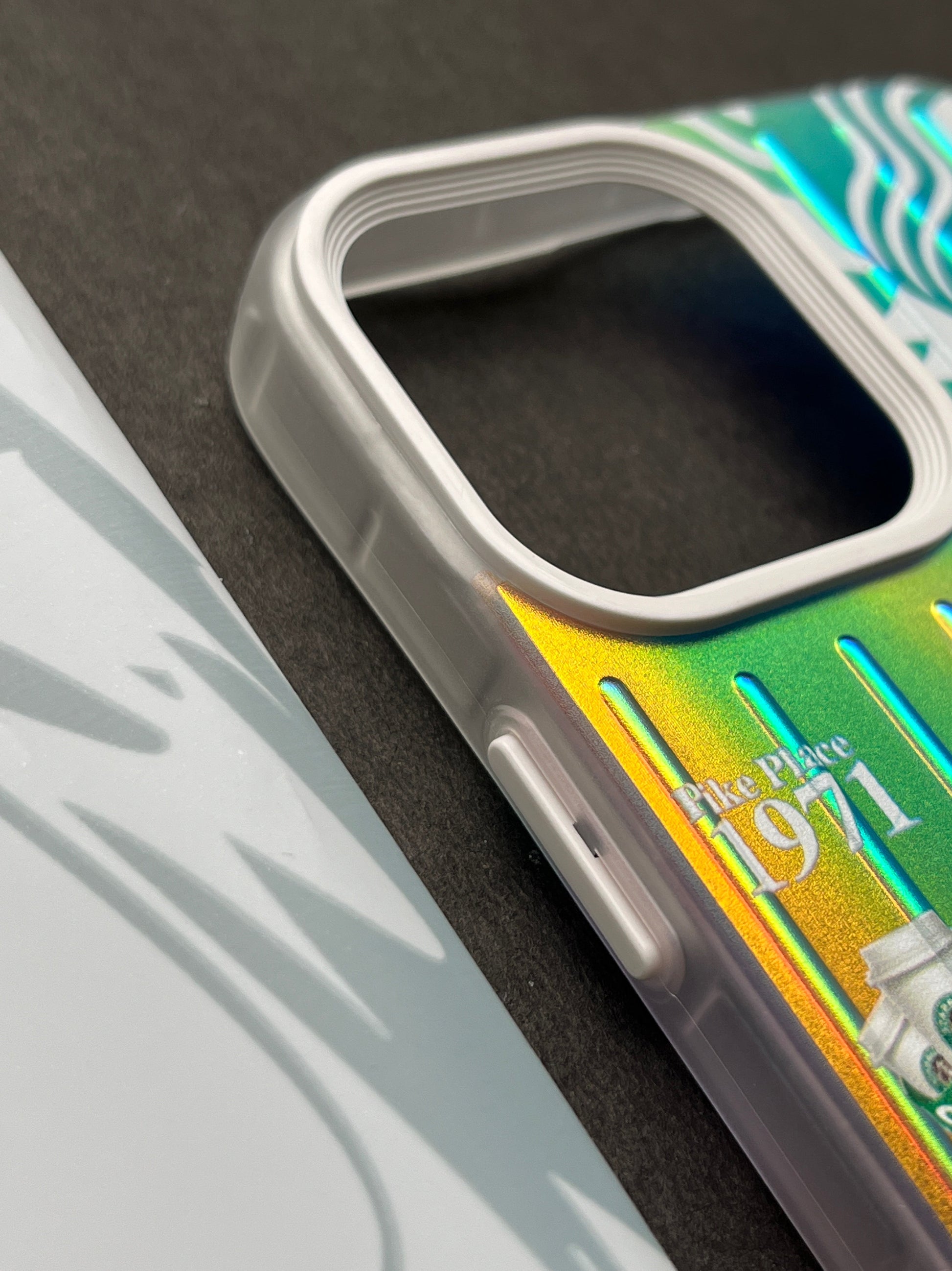 Gradient Starbucks COFFEE 1971 Slim Bumper Case For iPhone