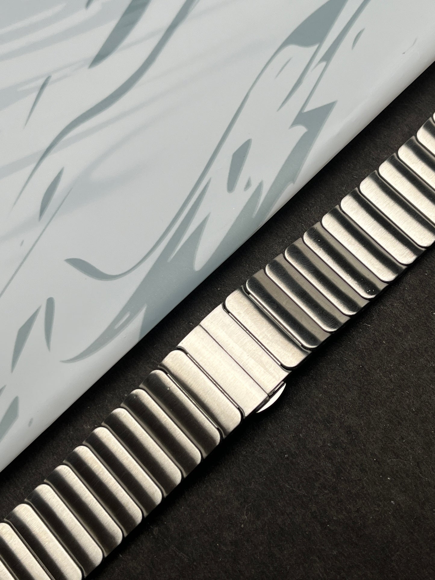 Link Strap Silver Metal Bracelet with Detachable link for Apple Watch