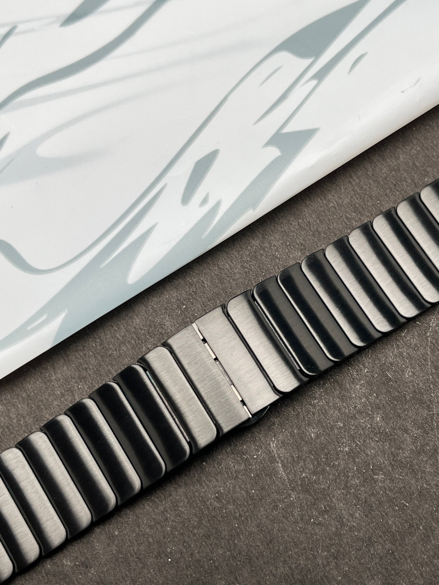 Link Strap Black Metal Bracelet with Detachable link for Apple Watch