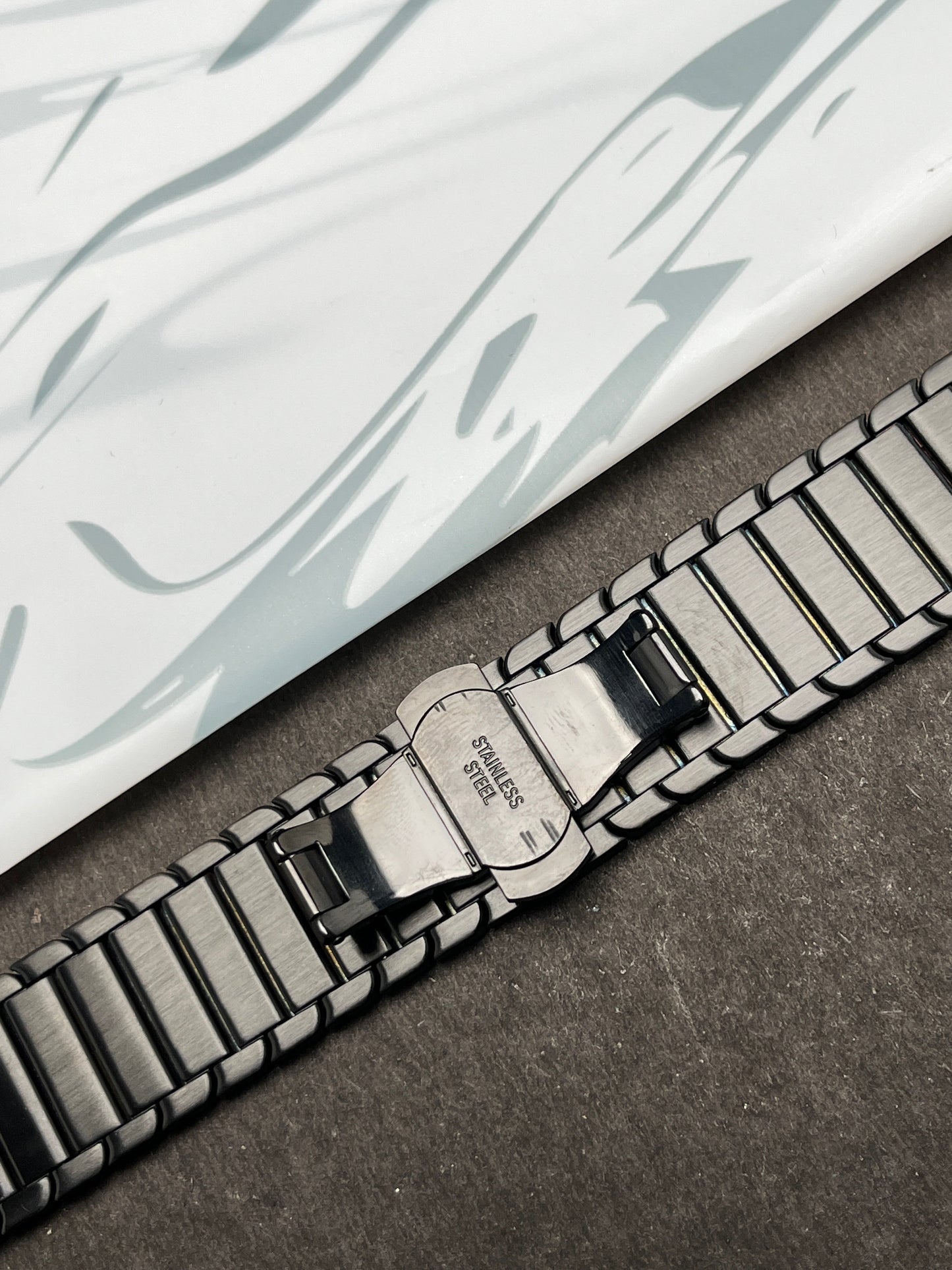 Link Strap Black Metal Bracelet with Detachable link for Apple Watch