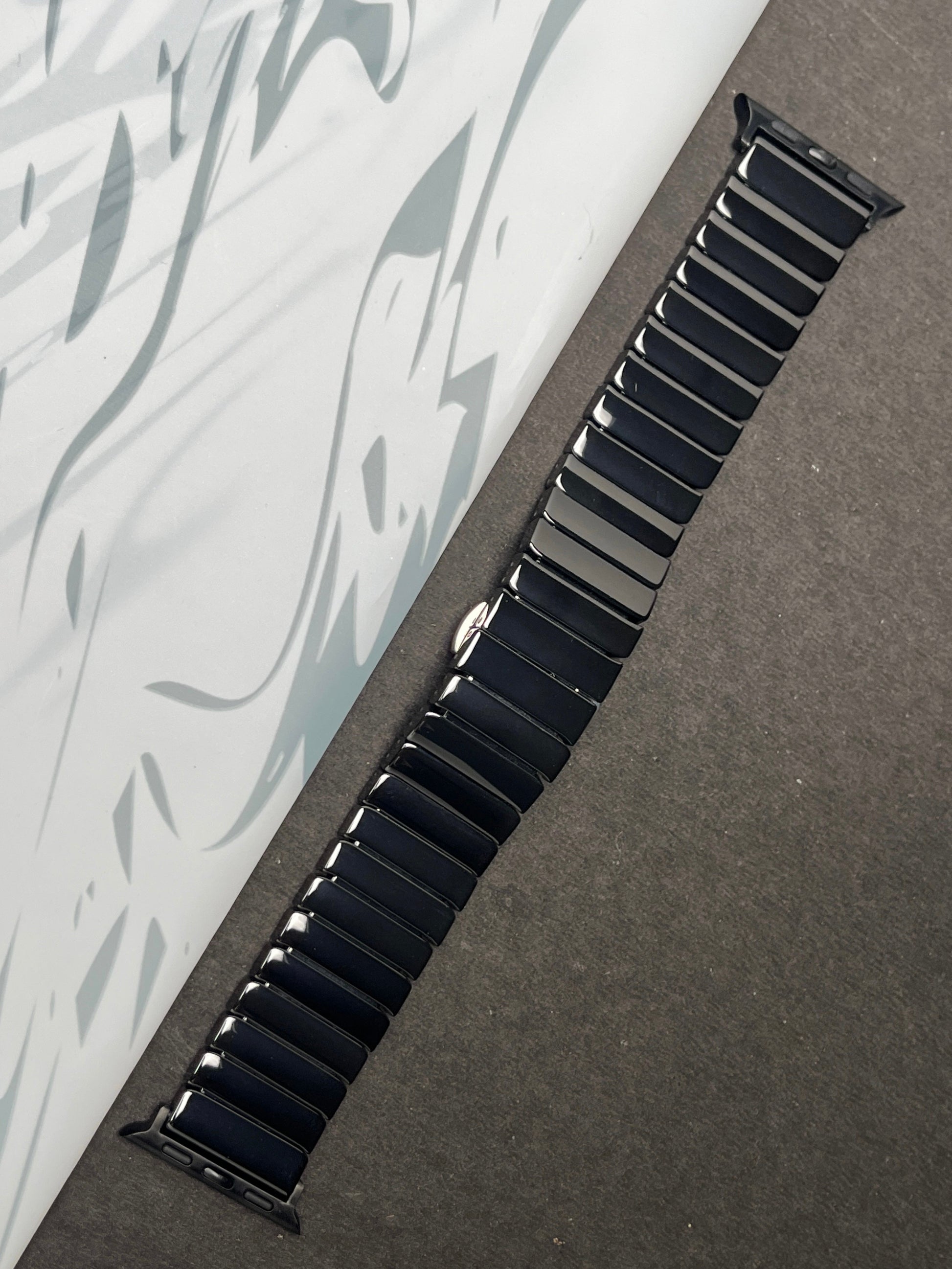 Premium Black Ceramic Strap with Stainless Steel Butterfly Buckle for Apple Watch