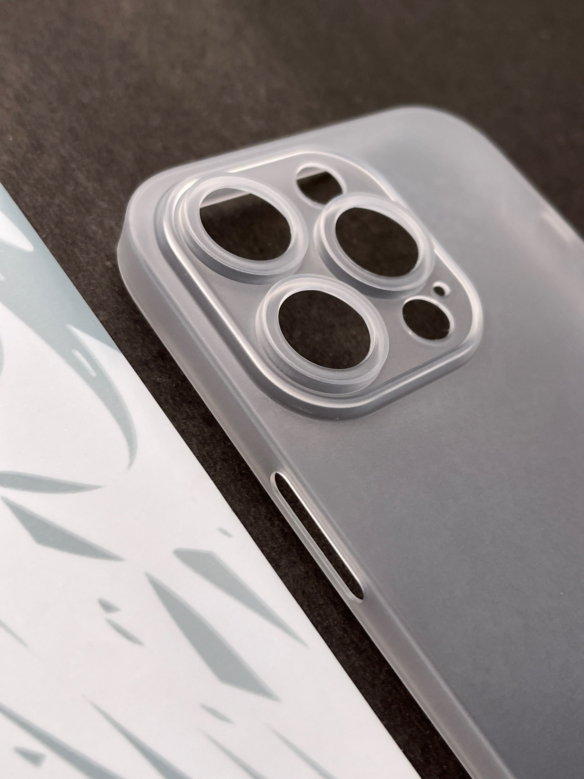 K-Doo White ultra slim paper case for iPhone