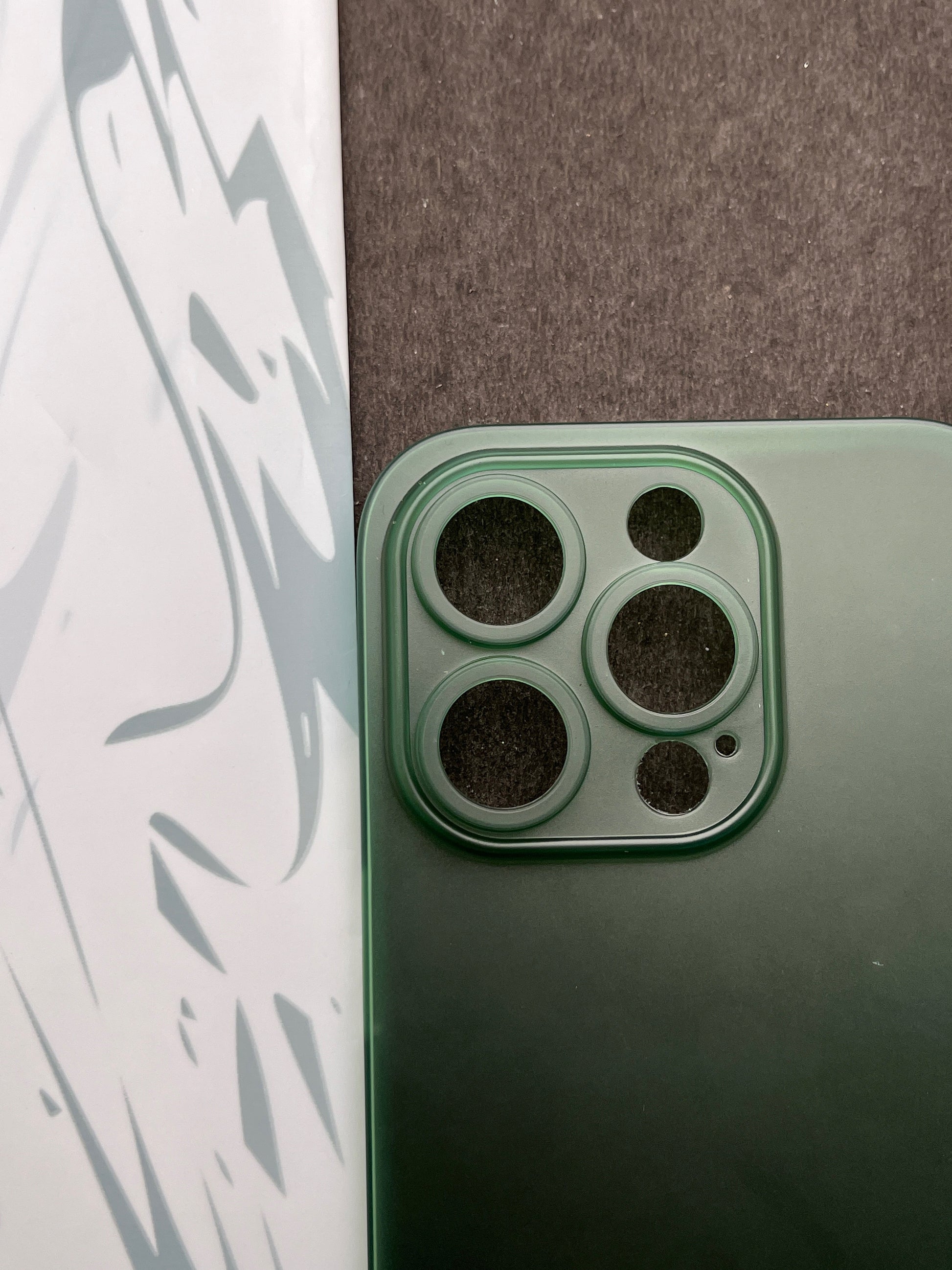 K-Doo Green ultra slim paper case for iPhone