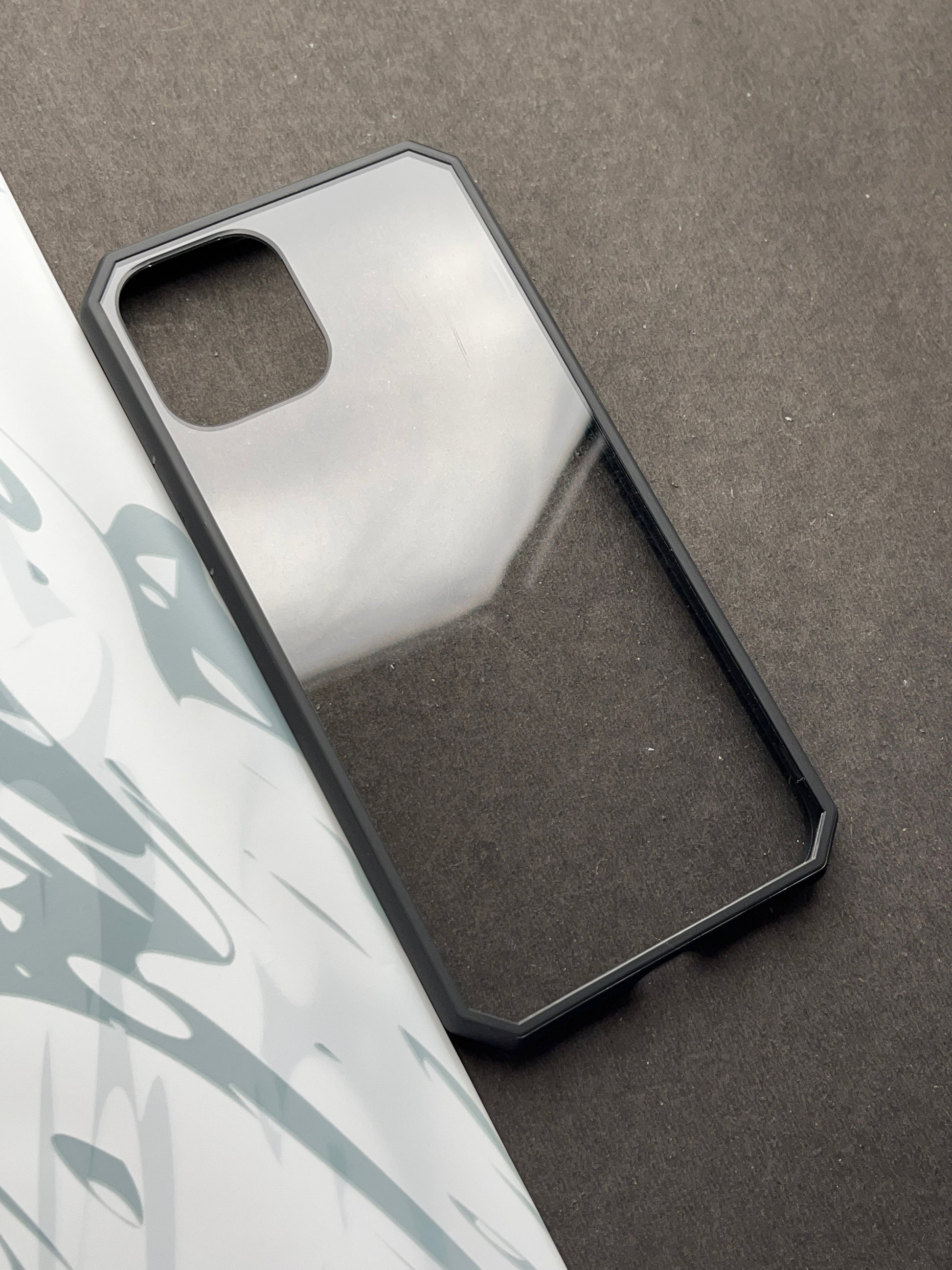 Comic Black series Clear non-yellow case for iPhone