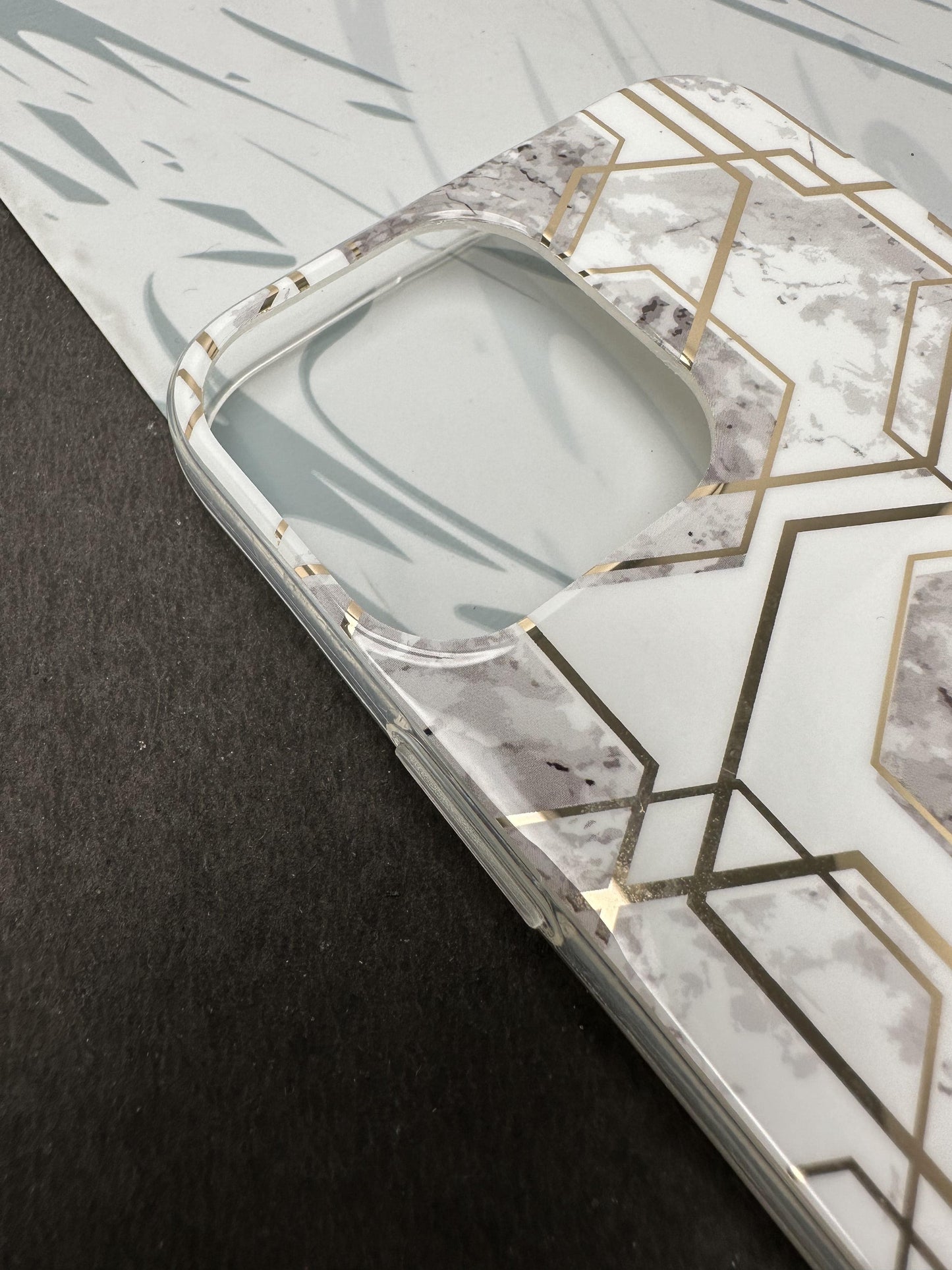 Geometric White Ceramic Design Silicon Case for iPhone