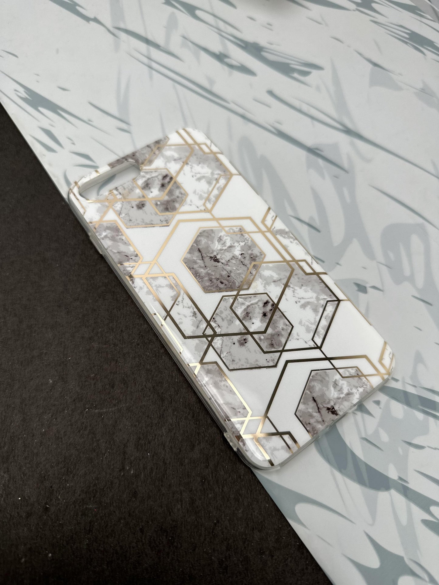 Geometric White Ceramic Design Silicon Case for iPhone