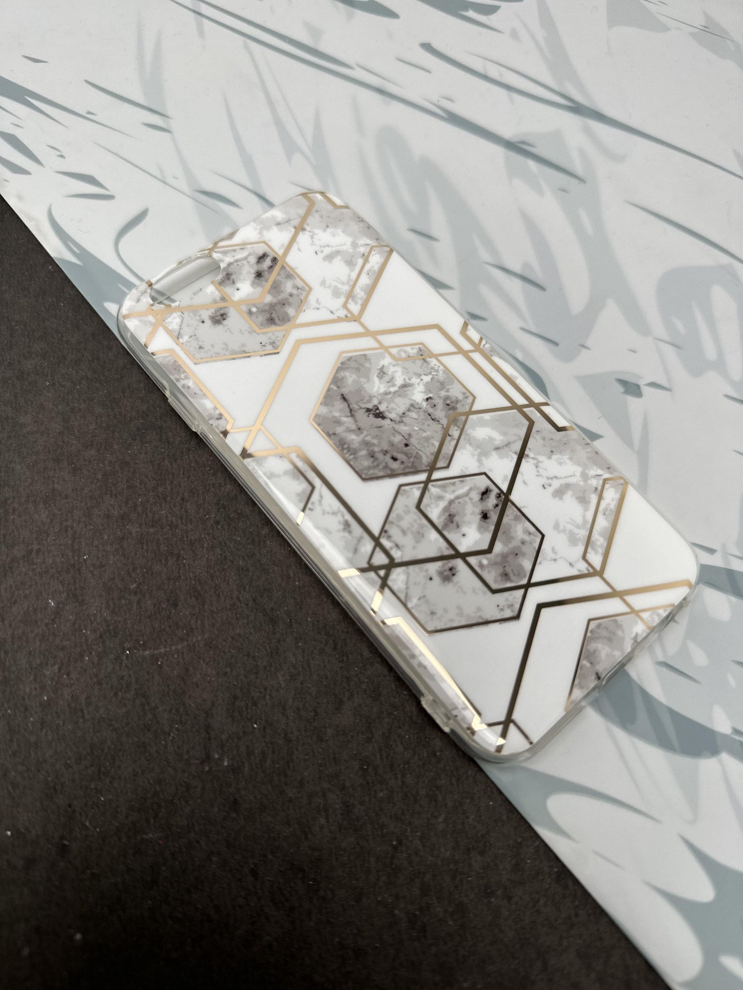 Geometric White Ceramic Design Silicon Case for iPhone