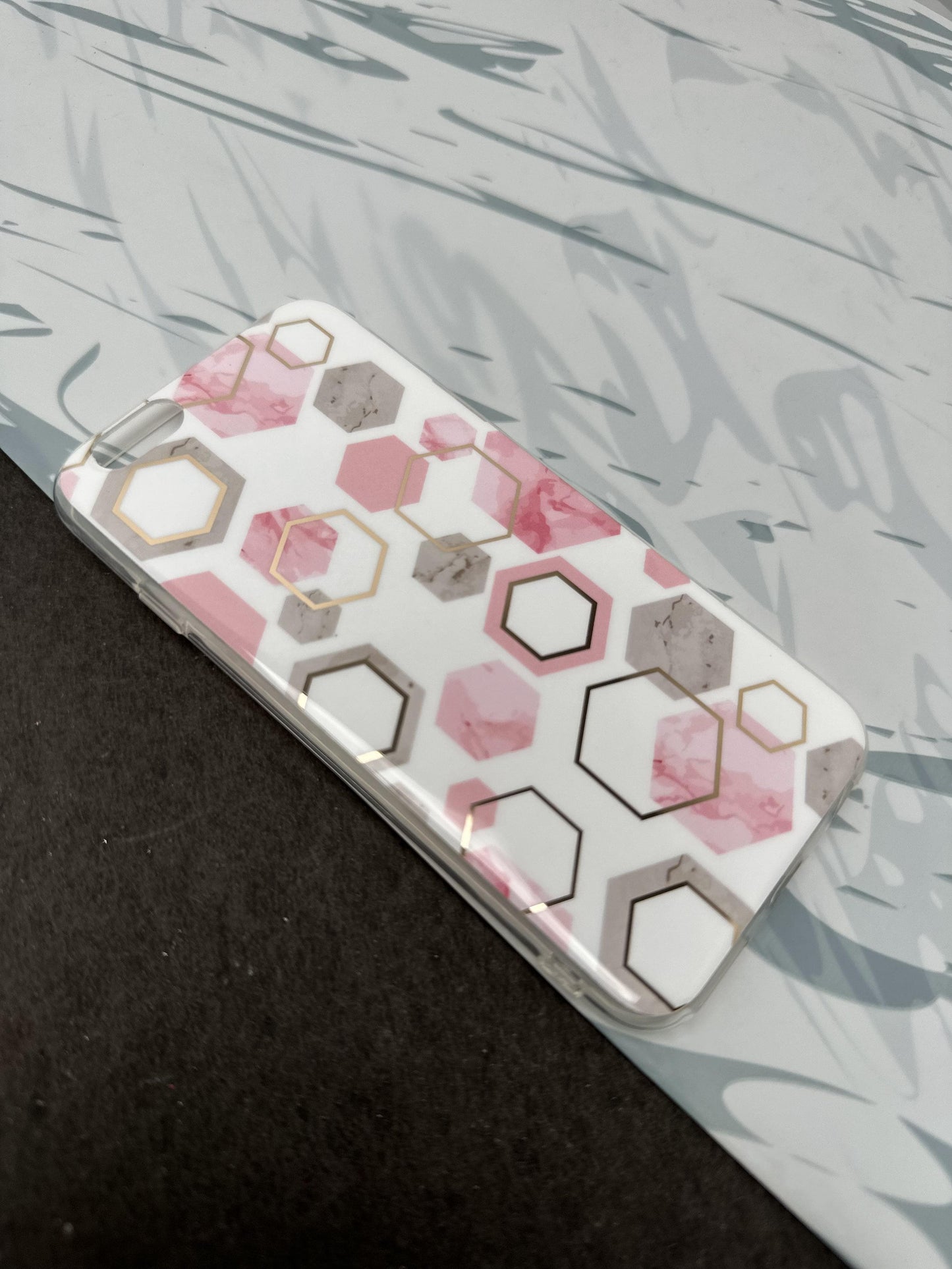 Geometric Pink Hexa Design Silicon Case for iPhone