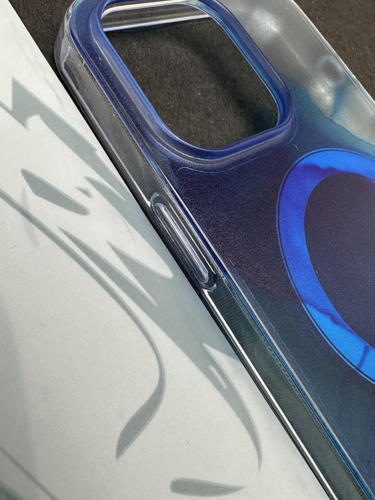 OtterBox Figura Blue Series with MagSafe Case for iPhone