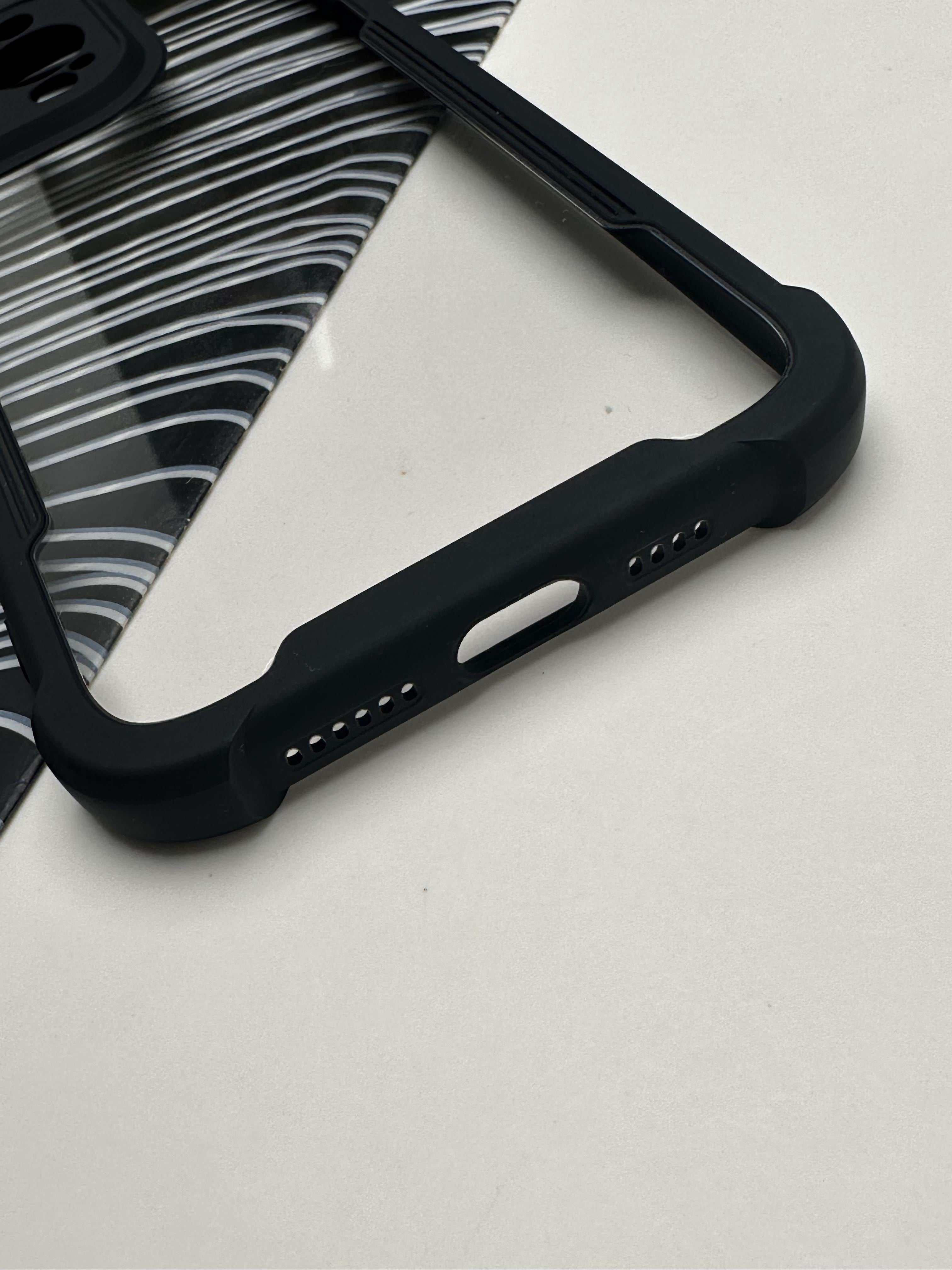 i-Creator Xundo Clear Case For iPhone - GenZ