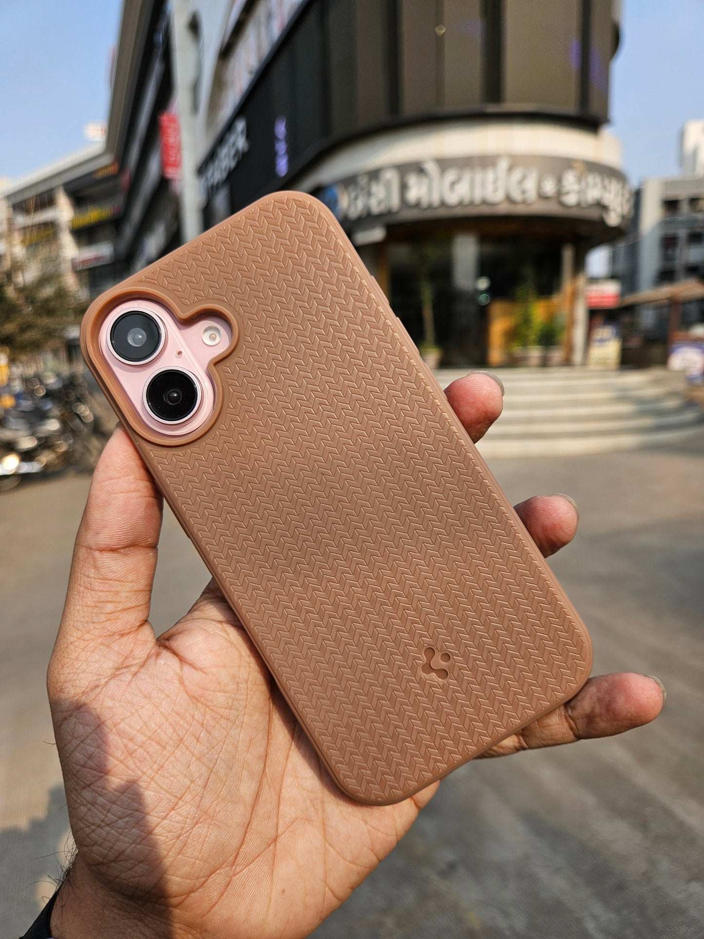 MAG ARMOR Spigen Case for iphone