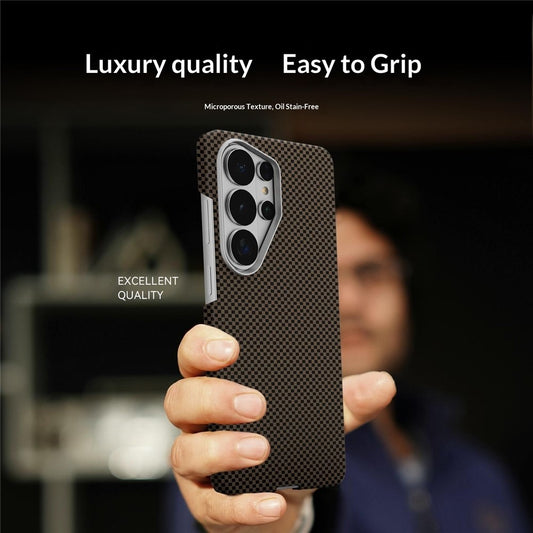 Moloch Design Gold Carbon Fiber MagSafe Case For Samsung Galaxy S26 Ultra