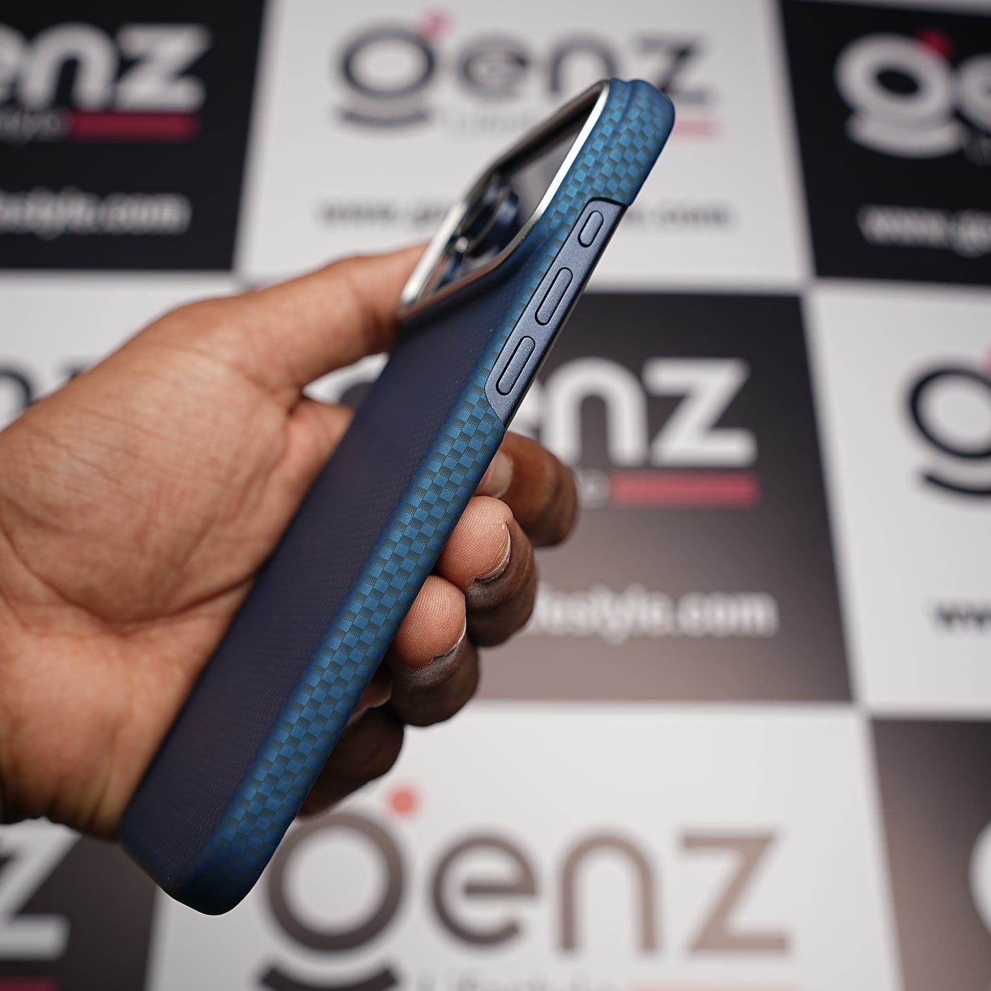 Blue 0.8mm Ultra Slim Carbon Fiber Magnetic Cover with MagSafe for iPhone