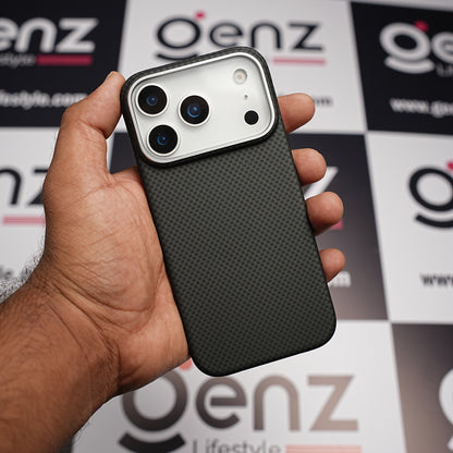 Black 0.8mm Ultra Slim Carbon Fiber Magnetic Cover with MagSafe for iPhone