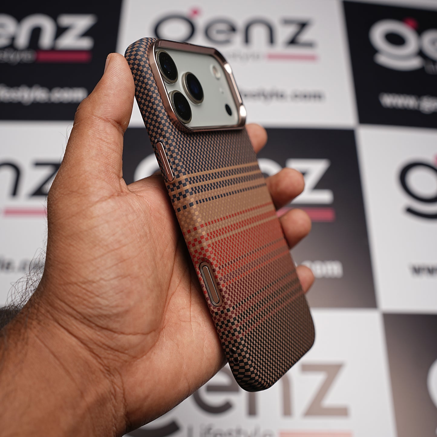 Luxo Life+ Brown Stripes Carbon Fiber MagSafe Case for iPhone