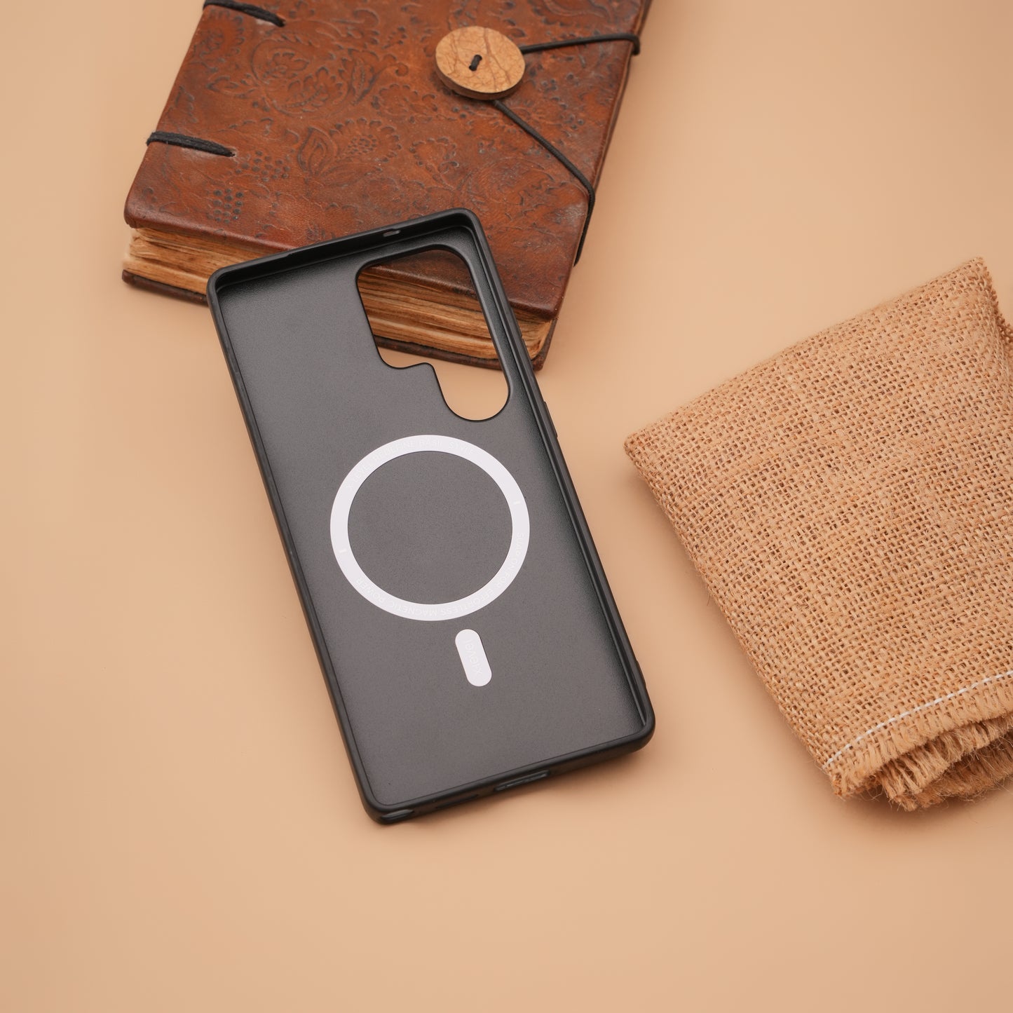 X-level Duke Leather case with MagSafe for Samsung Galaxy S25 Ultra