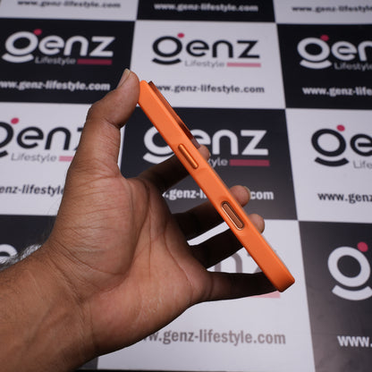 Orange Slim Carbon Fiber Cover with MagSafe for iPhone