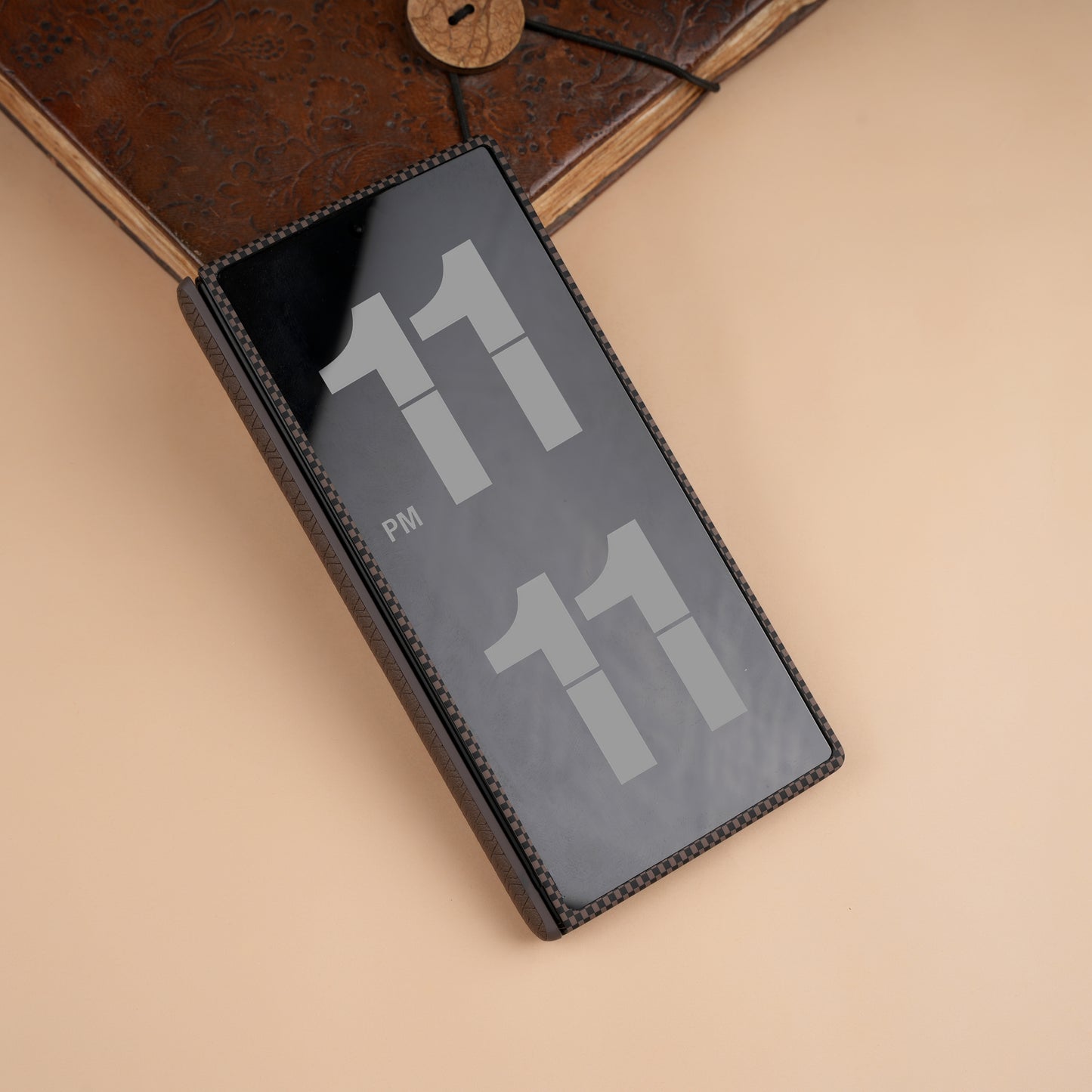 Moloch Design Brown Carbon Fiber MagSafe Case with Hinge Protection for Samsung Galaxy Z Fold7