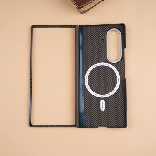Moloch Design Brown Carbon Fiber MagSafe Case with Hinge Protection for Samsung Galaxy Z Fold7