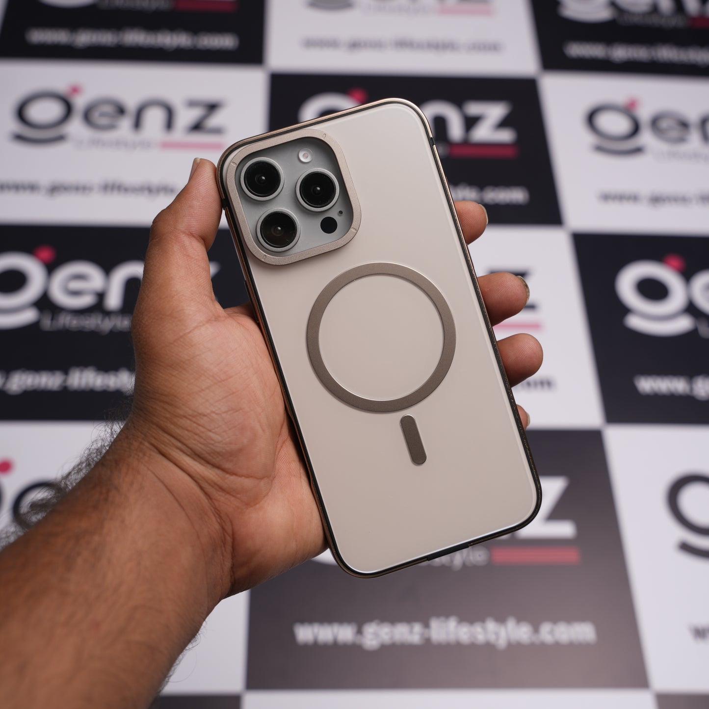 Xundd Metal Hard Matte finish MagSafe Case for iPhone 16 Pro Max