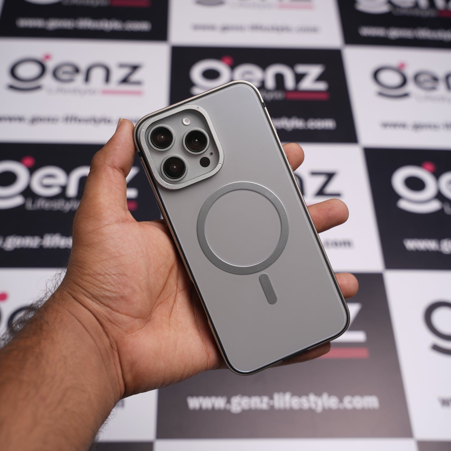 Xundd Metal Hard Matte finish MagSafe Case for iPhone 16 Pro Max